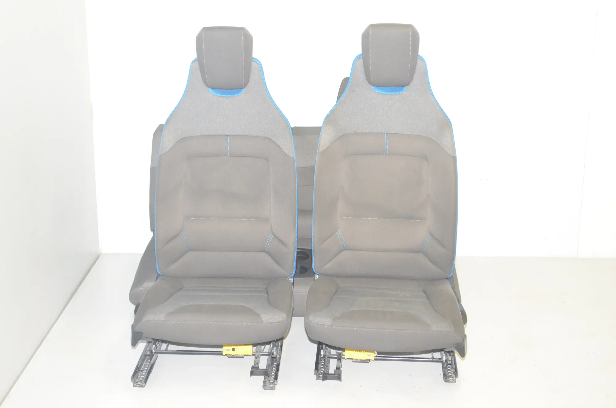 Seat set · BMW i3 (I01) BMW i3 (I01) 2015 – 4