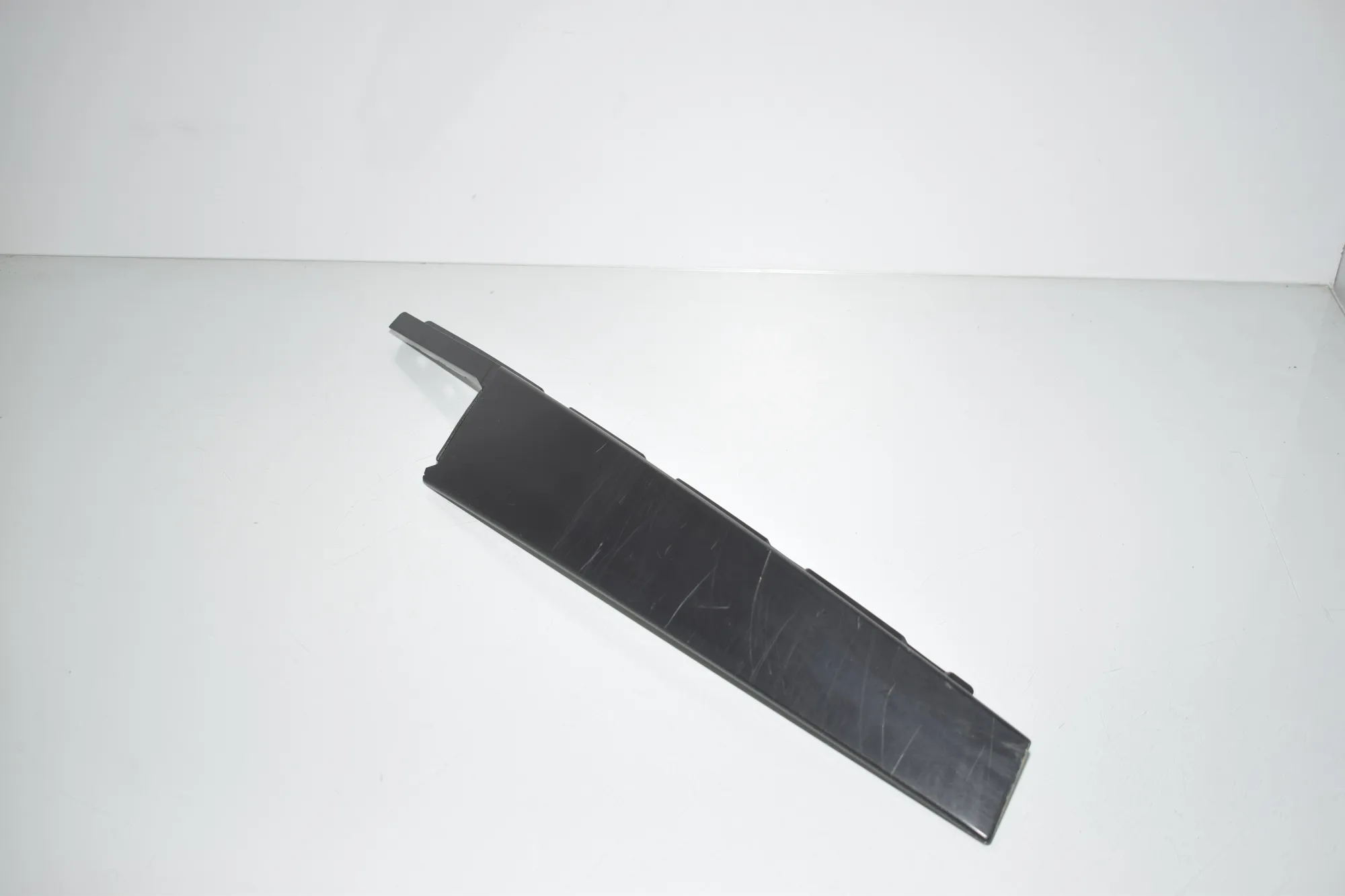 Front Left Door Window Strip – OEM 549971 · BMW 3 (G20, G28) (2018 - -) 330 e Plug-in-Hybrid 2021 – 3