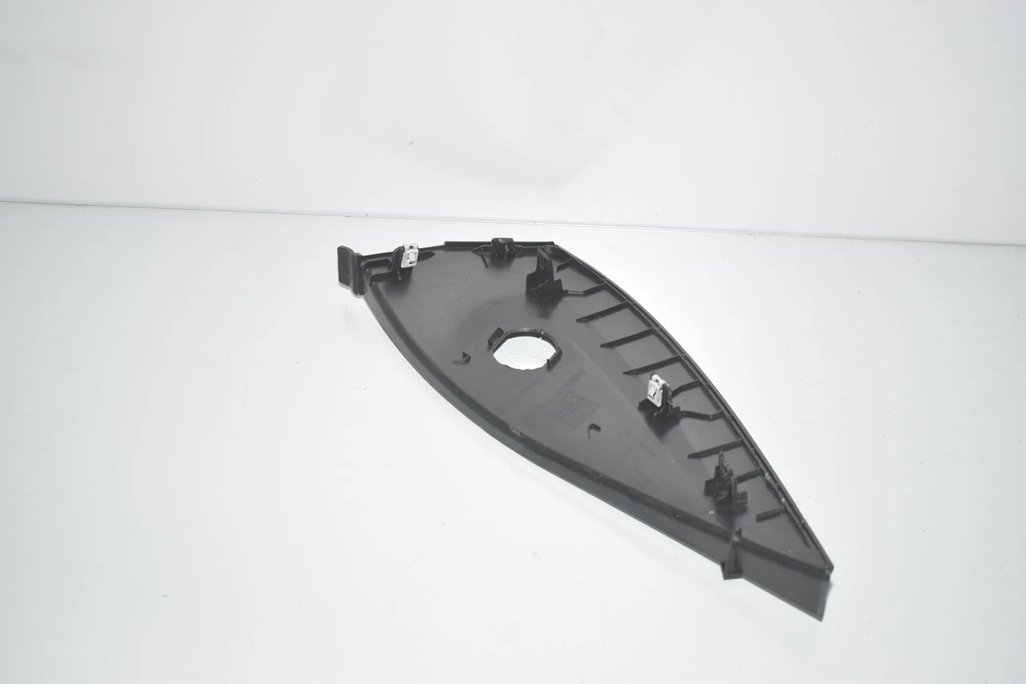 Dashboard Side Trim – OEM 6805560 · BMW 3 (G20, G28) (2018 - -) 330 e Plug-in-Hybrid 2021 – 2