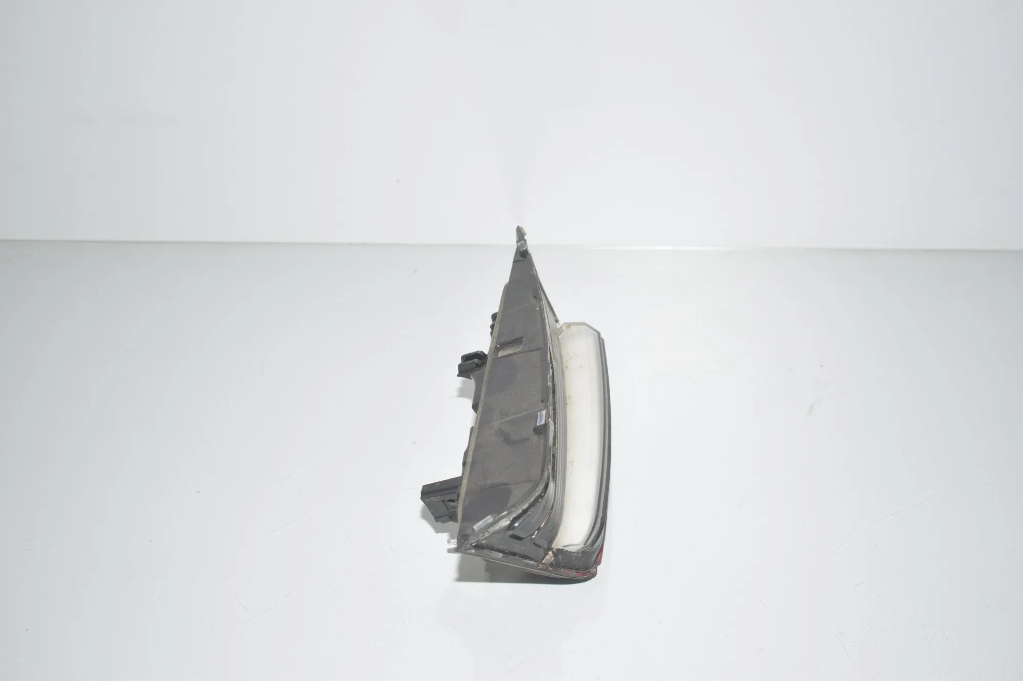 Right Side Tailgate Tail Light – OEM 5A3BC58 · BMW 3 (G20, G28) (2018 - -) 330 e Plug-in-Hybrid 2021 – 2