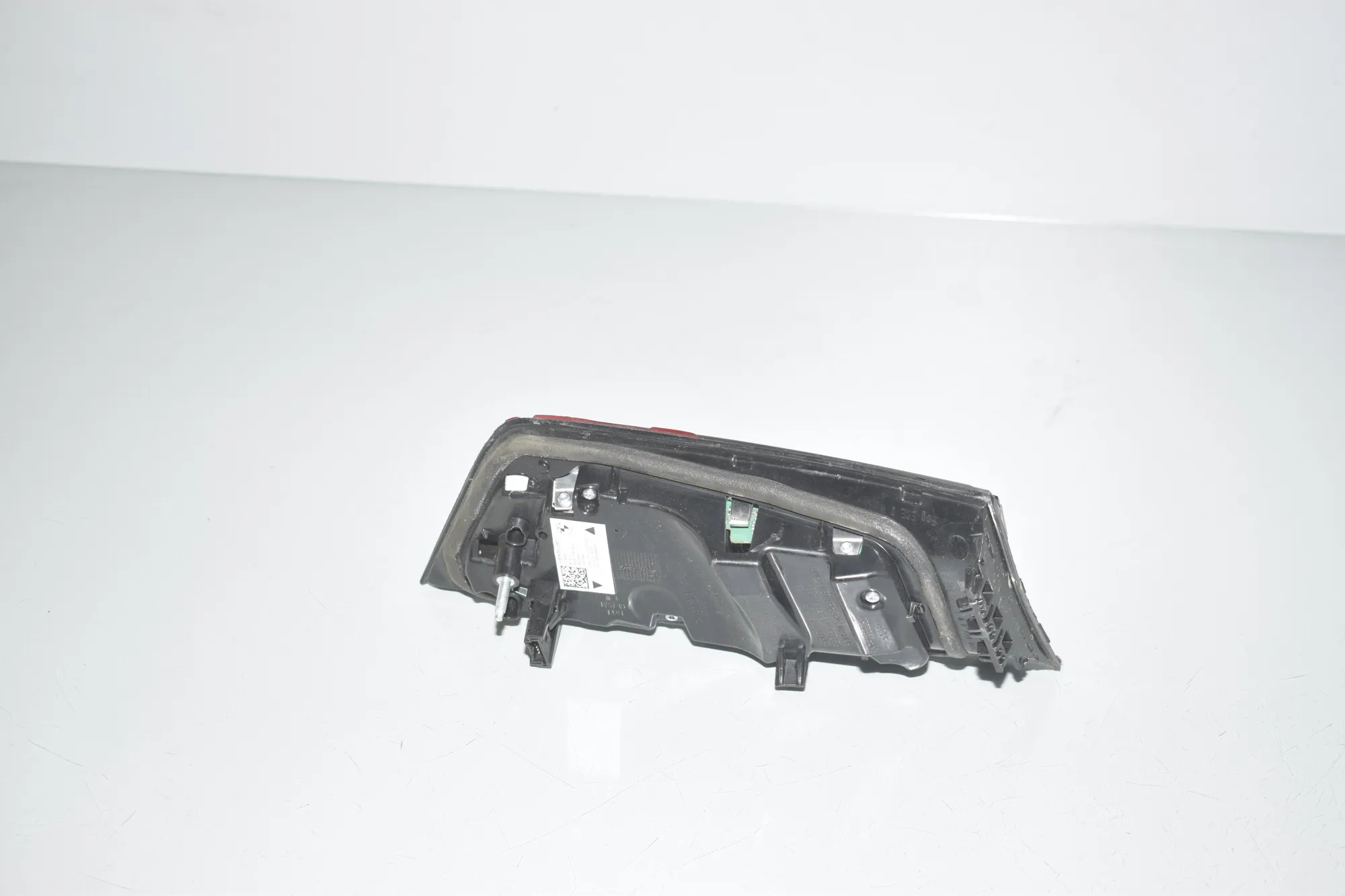 Right Side Tailgate Tail Light – OEM 5A3BC58 · BMW 3 (G20, G28) (2018 - -) 330 e Plug-in-Hybrid 2021 – 4