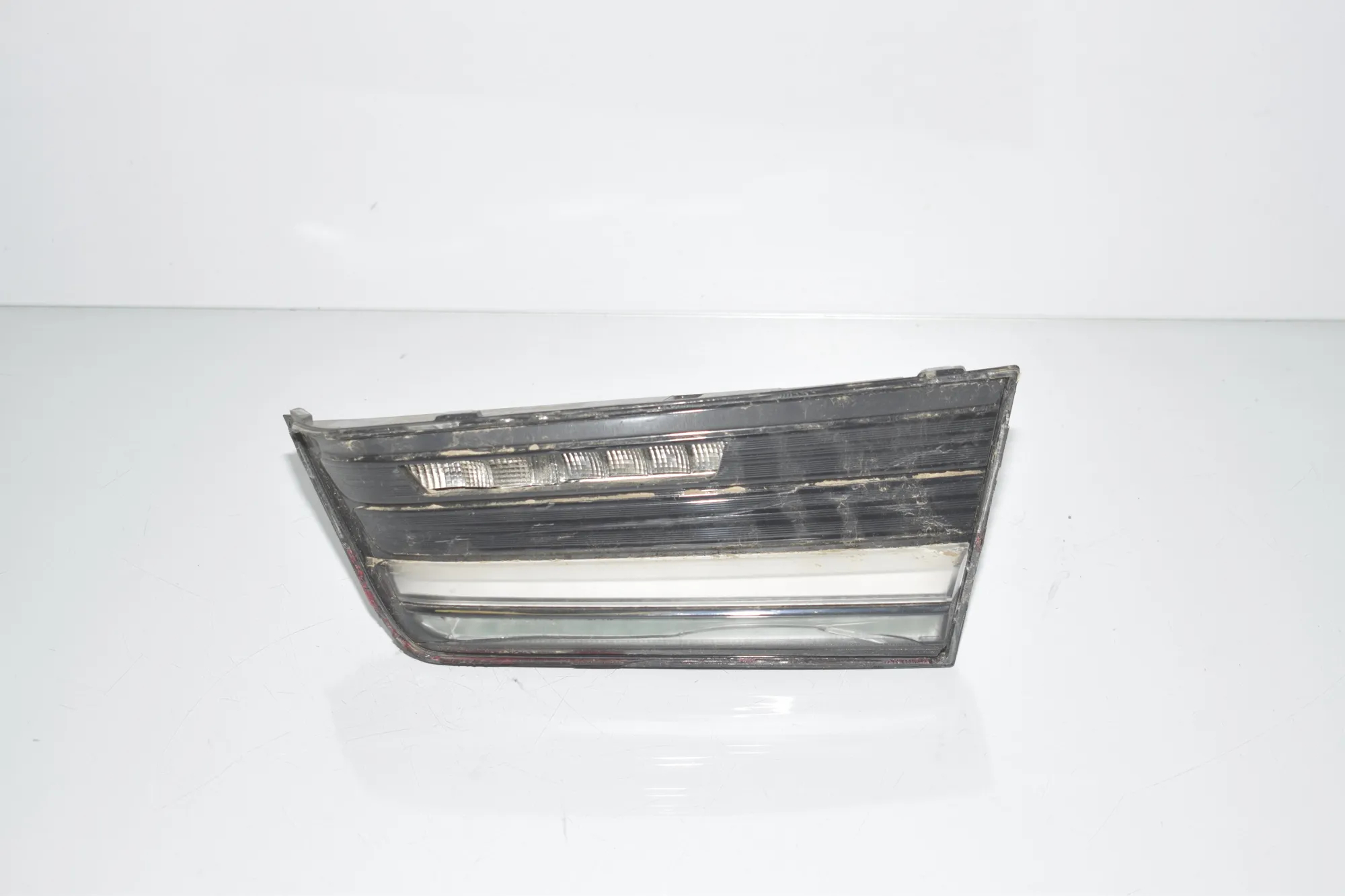 Right Side Tailgate Tail Light – OEM 5A3BC58 · BMW 3 (G20, G28) (2018 - -) 330 e Plug-in-Hybrid 2021