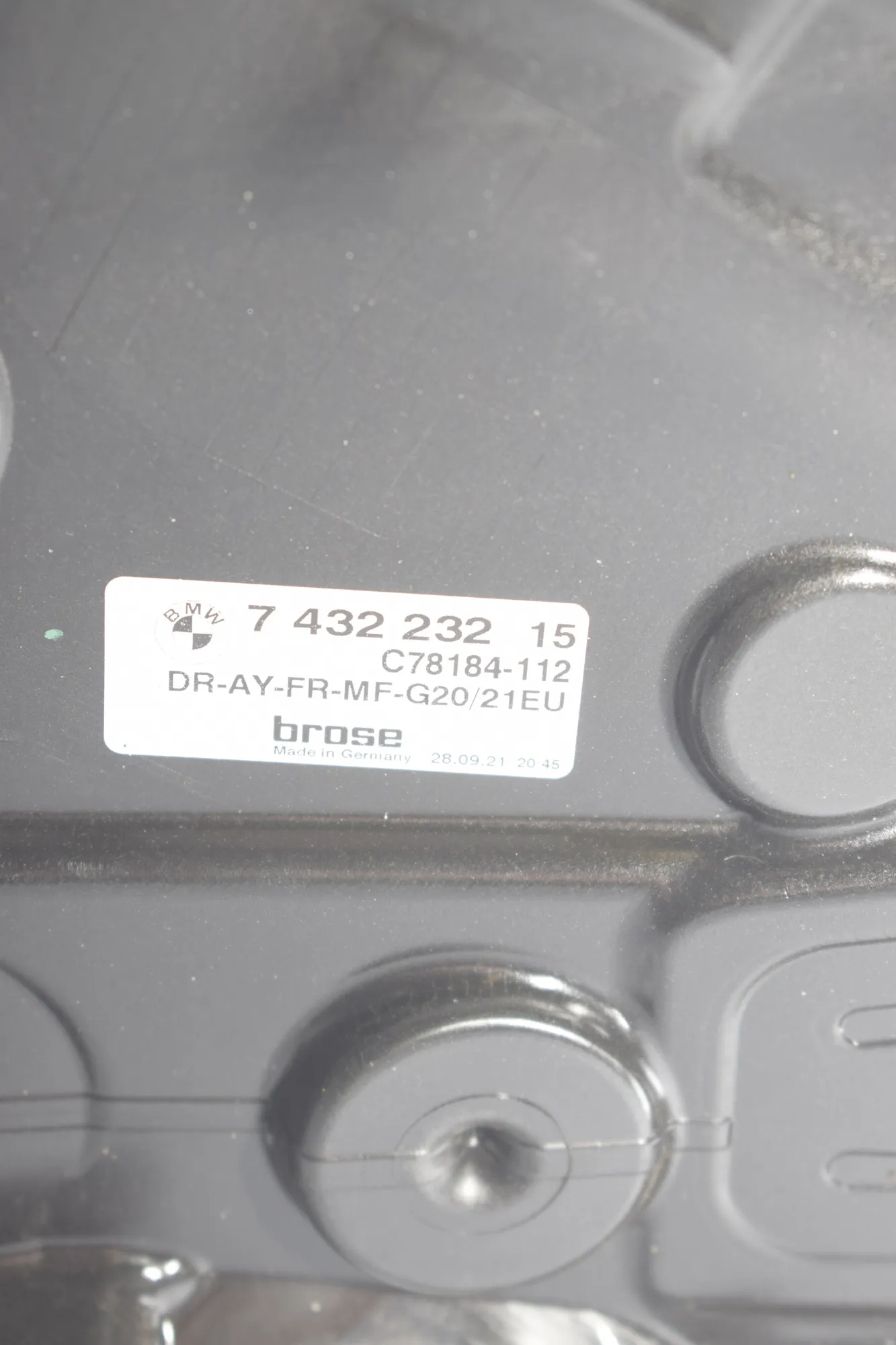 Front Right Door Panel – OEM 7432232 · BMW 3 (G20, G28) (2018 - -) 330 e Plug-in-Hybrid 2021 – 4
