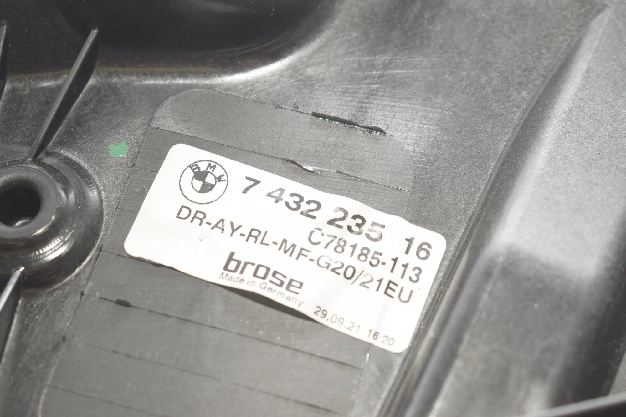 Rear Left Door Panel – OEM 7432235 · BMW 3 (G20, G28) (2018 - -) 330 e Plug-in-Hybrid 2021 – 5