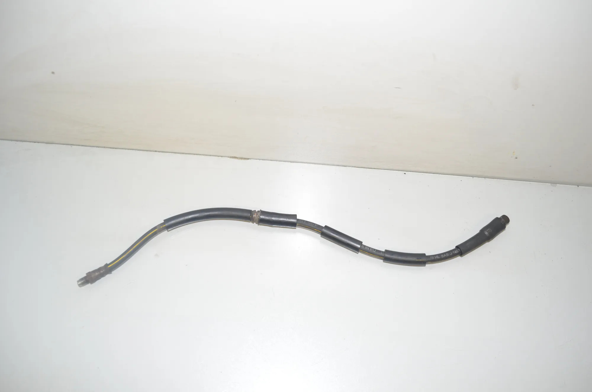 Brake Pipe Hose – OEM 6887451 · BMW X5 (E70) xDrive 40 d 2010 – 4