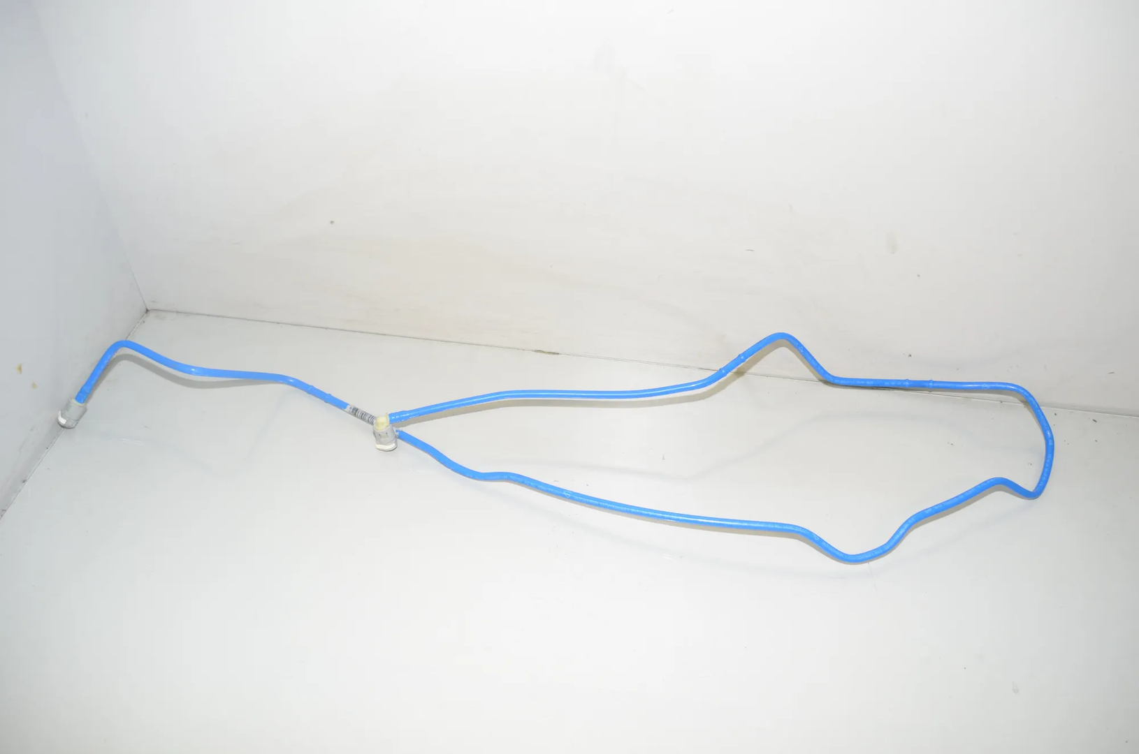 Fuel Pipe – OEM 7348325 · BMW X1 (F48) xDrive 20 i 2019 – 3
