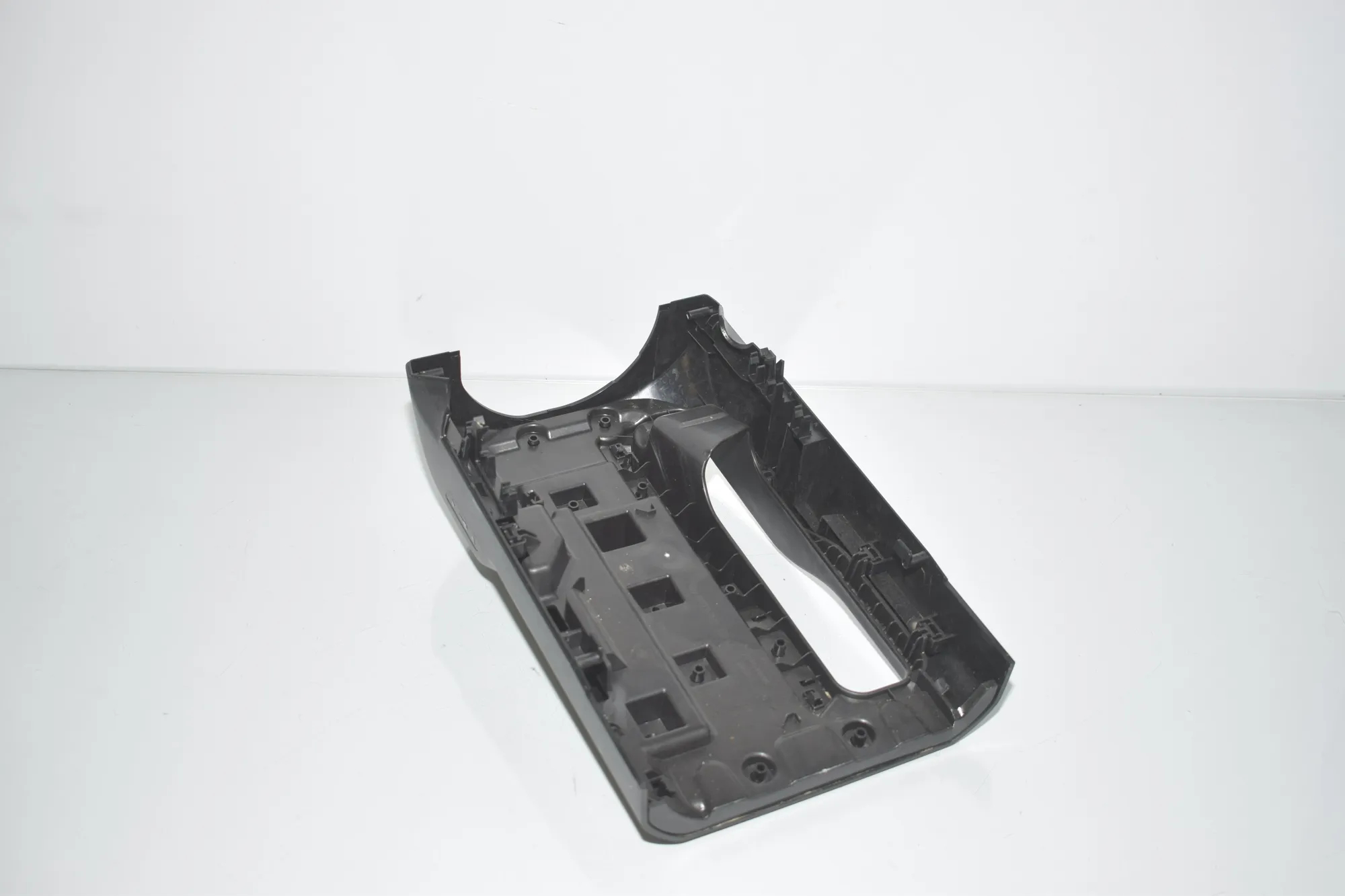 Steering Mechanism Trim – OEM 6805546 · BMW 3 (G20, G28) (2018 - -) 330 e Plug-in-Hybrid 2021 – 4