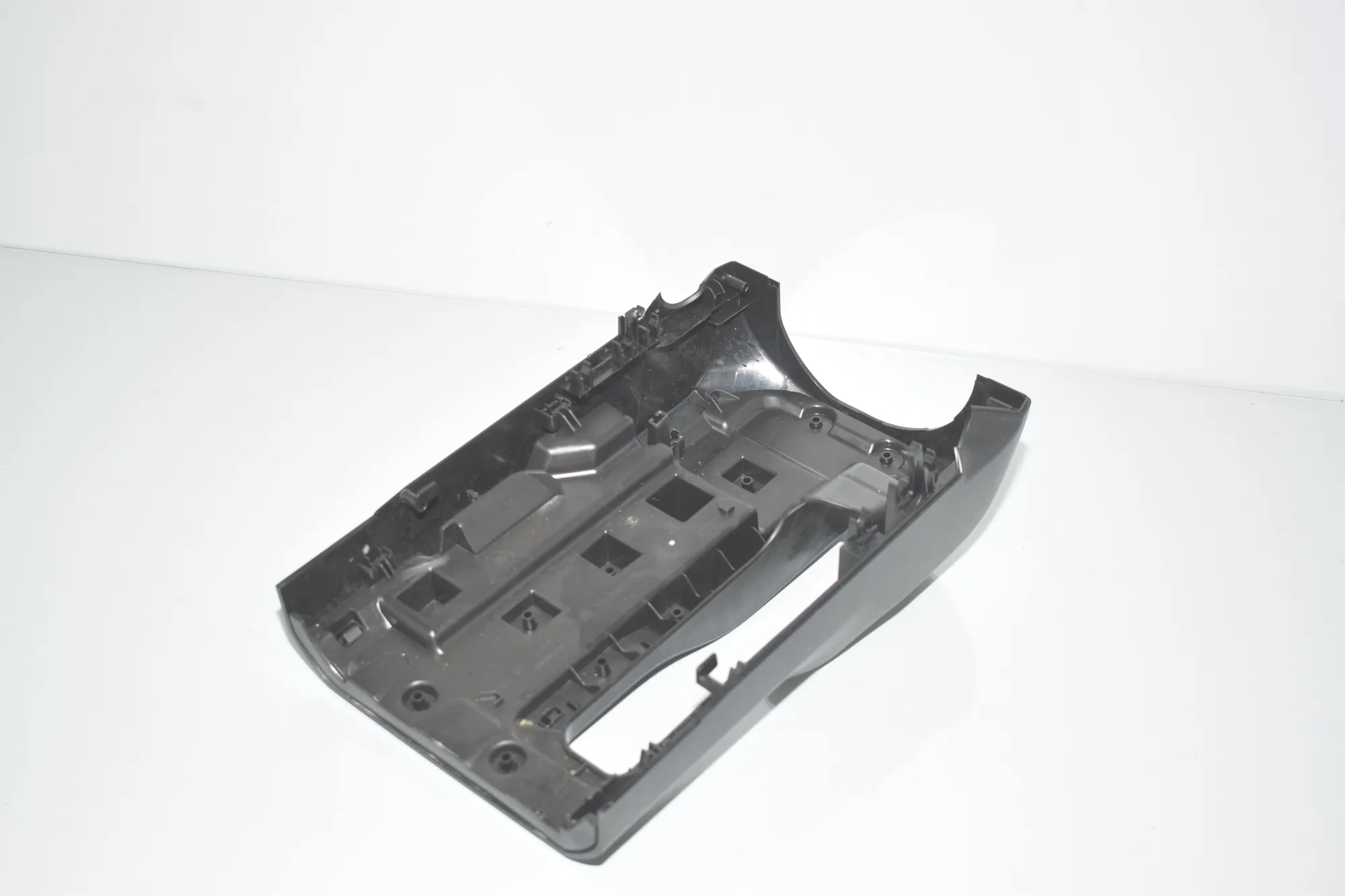 Steering Mechanism Trim – OEM 6805546 · BMW 3 (G20, G28) (2018 - -) 330 e Plug-in-Hybrid 2021 – 5