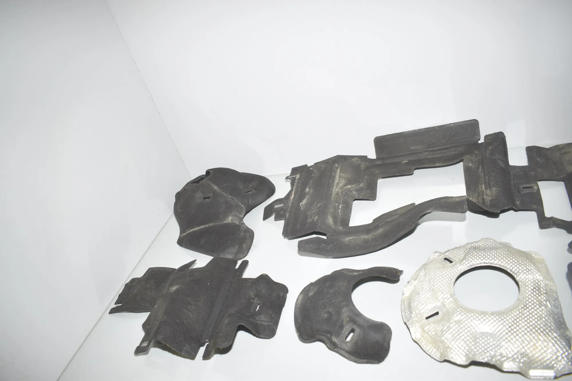 Sound Insulation – OEM 8601200 · BMW i3 (I01) Electric 2019 – 3