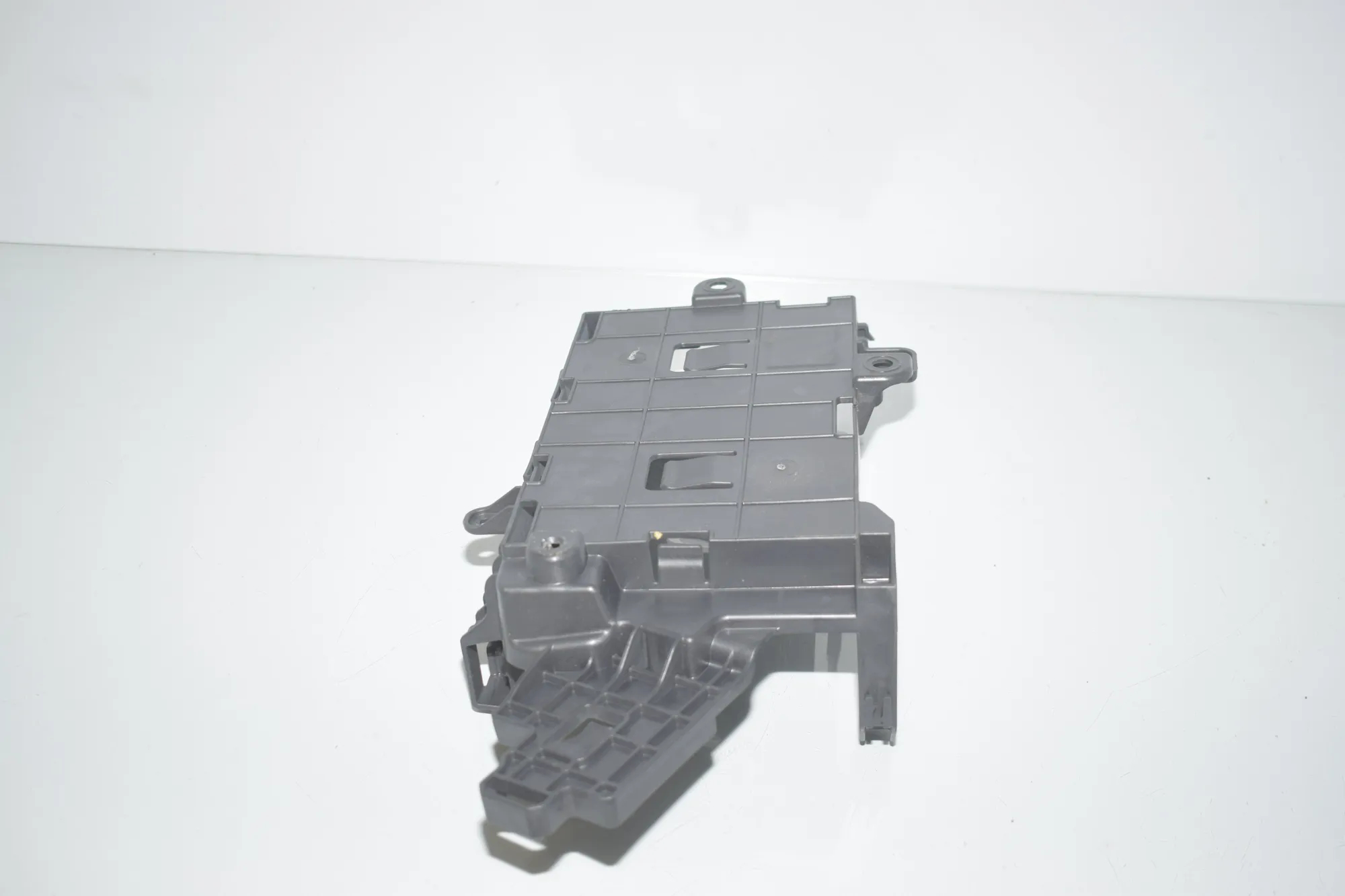 Bracket – OEM 8783809 · BMW 3 (G20, G28) (2018 - -) 330 e Plug-in-Hybrid 2021 – 4