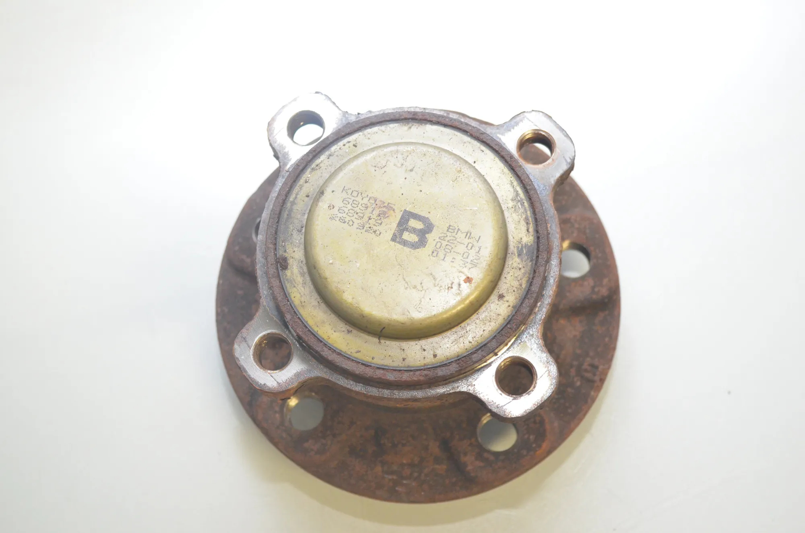 Rear Left Wheel Bearing – OEM 6891921 · BMW 1 (F40) (2019 - -) (F40)118d 2020 – 4