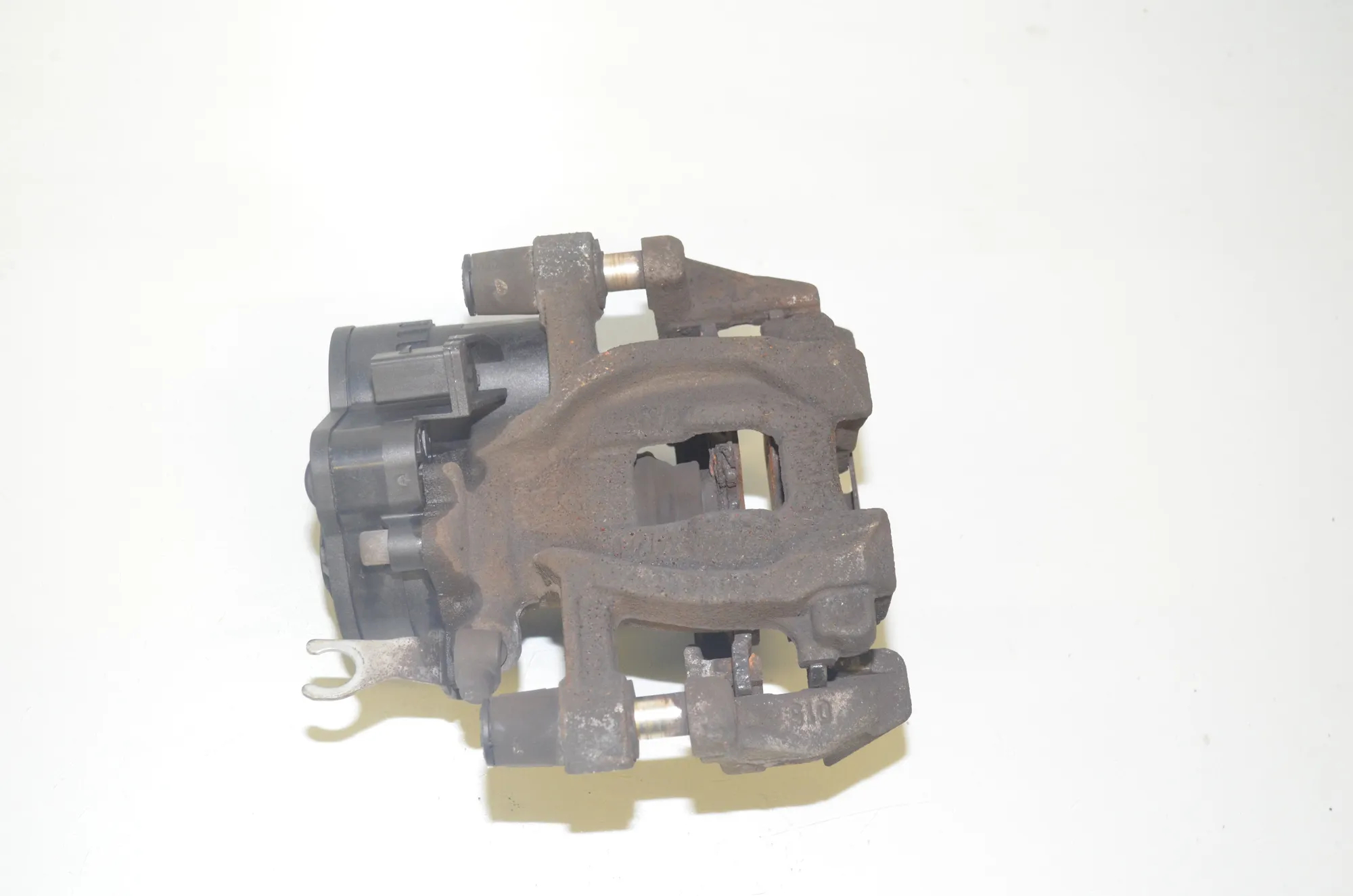 Rear Left Brake Caliper – OEM 6892605 · BMW 1 (F40) (2019 - -) (F40)118d 2020 – 3
