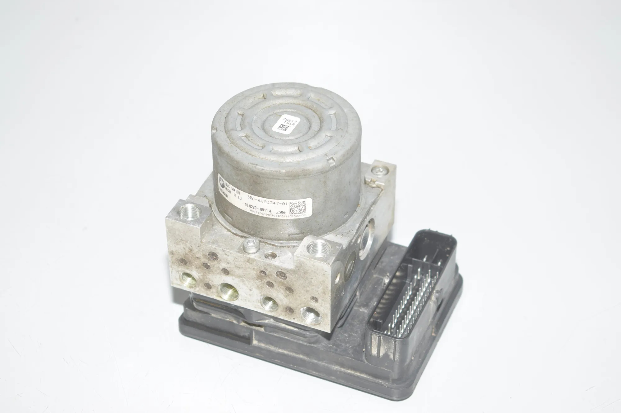 ABS Pump – OEM 6883348 · BMW i3 (I01) BMW i3 (I01) Hybrid 2020