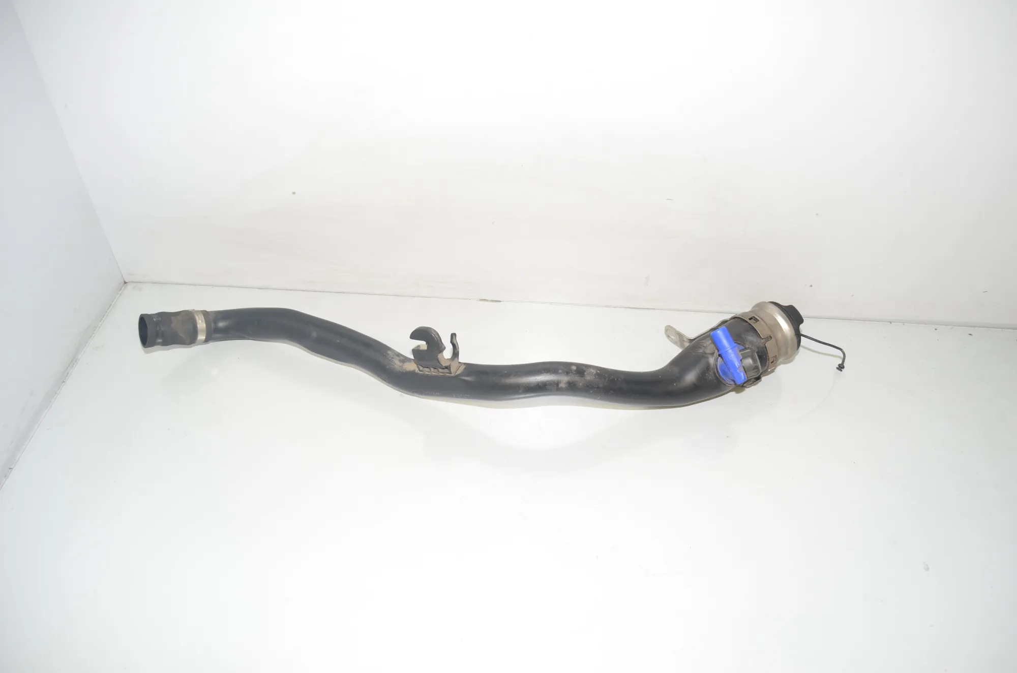 Fuel Tank Pipe – OEM 7458658 · BMW 1 (F40) (2019 - -) (F40)118d 2020 – 2