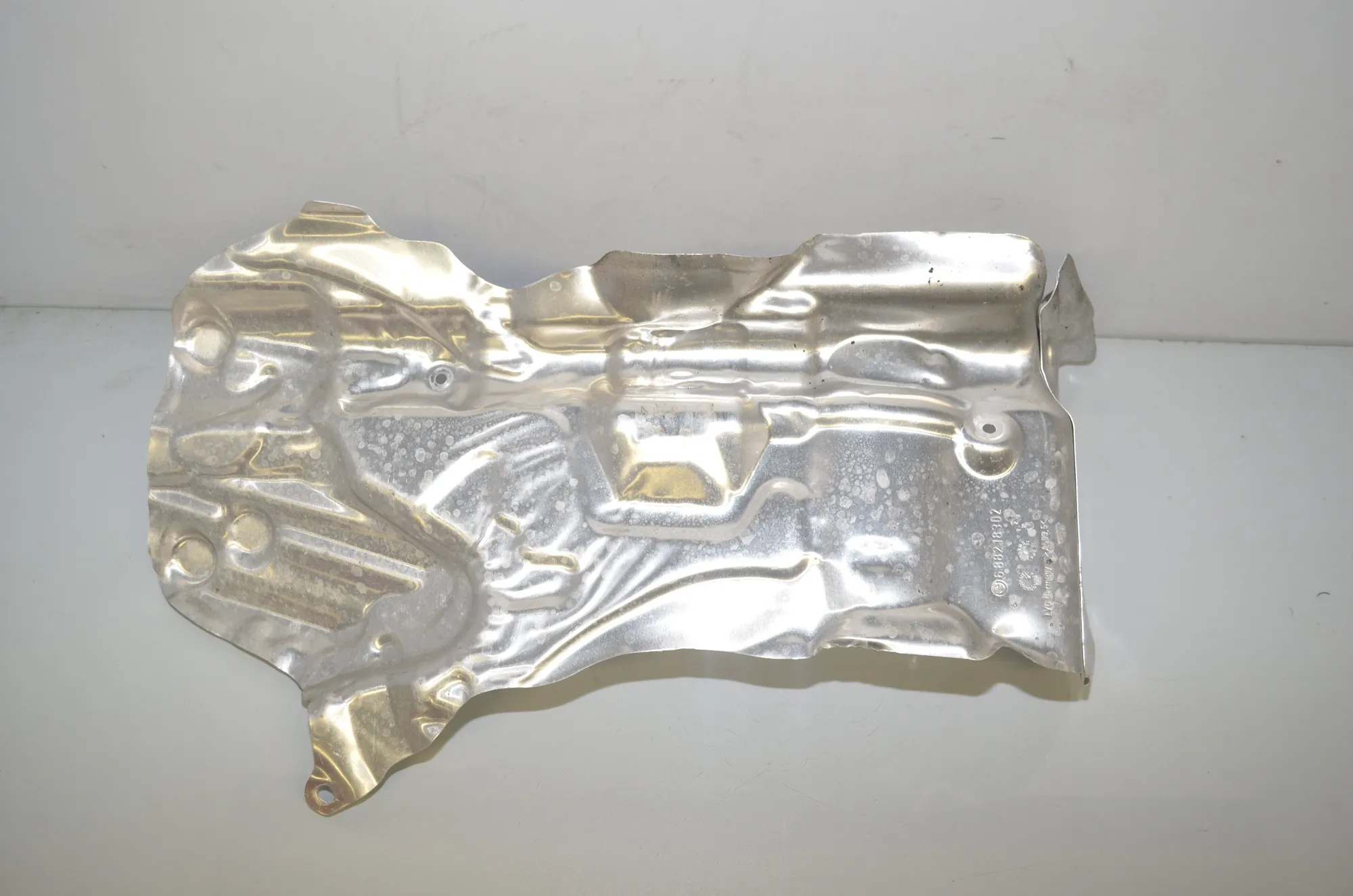 Heat Protection – OEM 6882183 · BMW X1 (F48) xDrive 20 i 2019