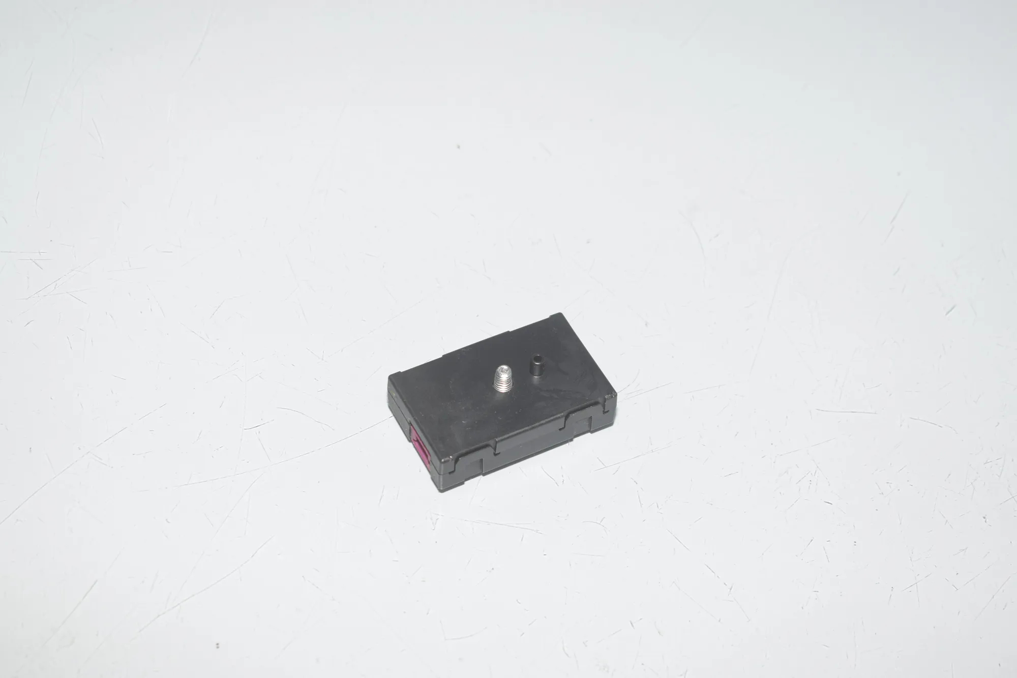 Antenna – OEM 6835155 · BMW 3 (G20, G28) (2018 - -) 330 e Plug-in-Hybrid 2021 – 4
