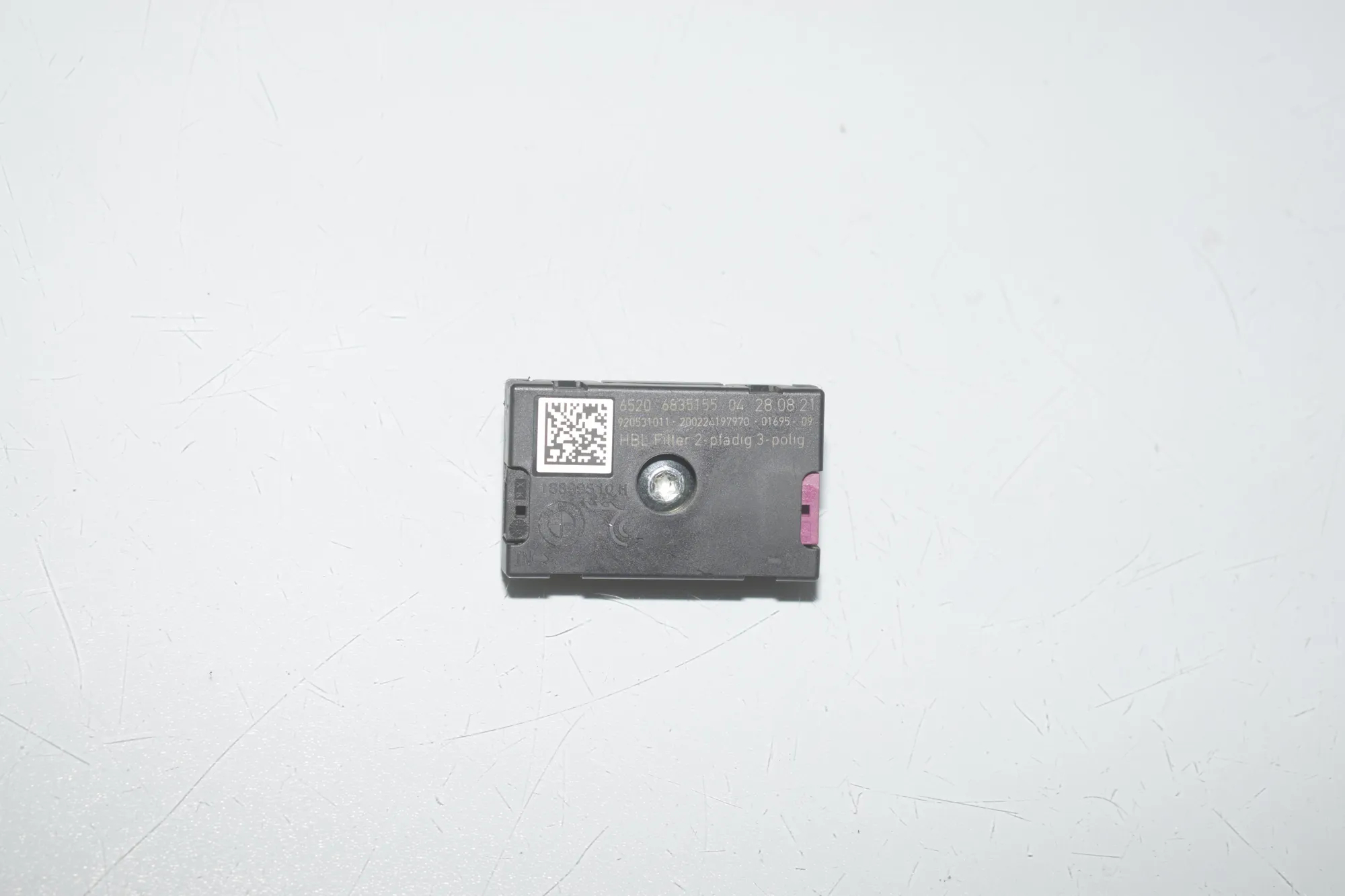 Antenna – OEM 6835155 · BMW 3 (G20, G28) (2018 - -) 330 e Plug-in-Hybrid 2021