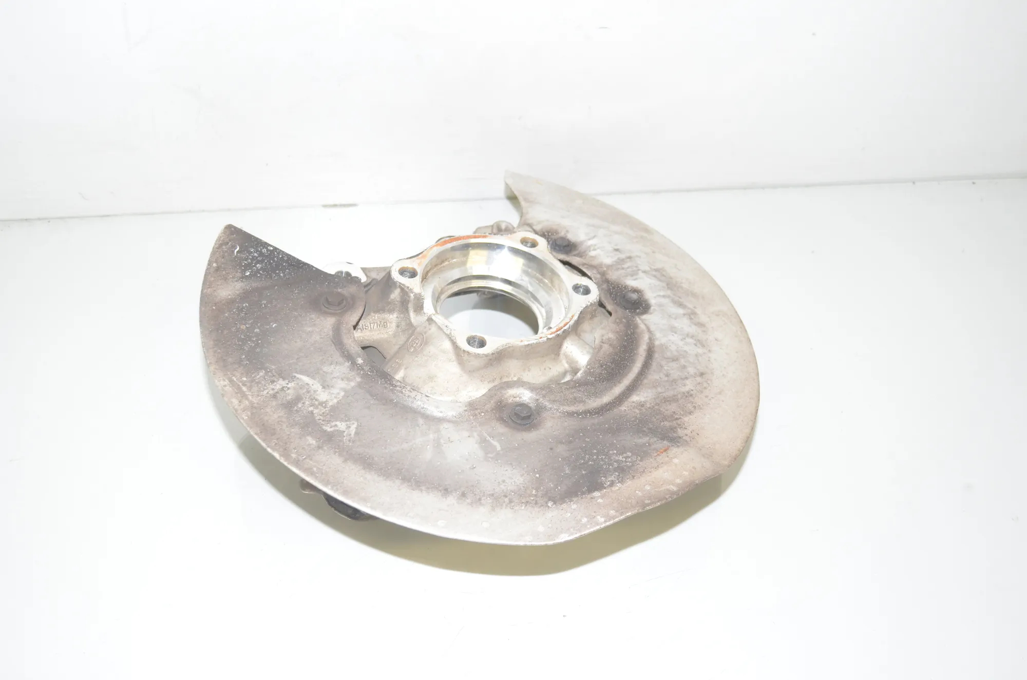 Rear Right Wheel Hub – OEM 6898480 · BMW 3 (G20, G28) (2018 - -) 330 e Plug-in-Hybrid 2021 – 2