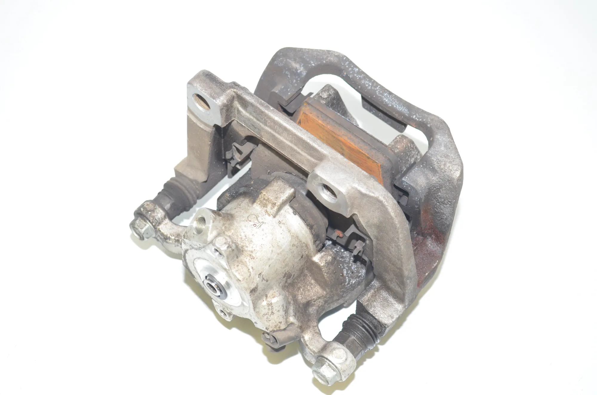 Rear Left Brake Caliper – OEM 8836841 · BMW 3 (G20, G28) (2018 - -) 330 e Plug-in-Hybrid 2021 – 3