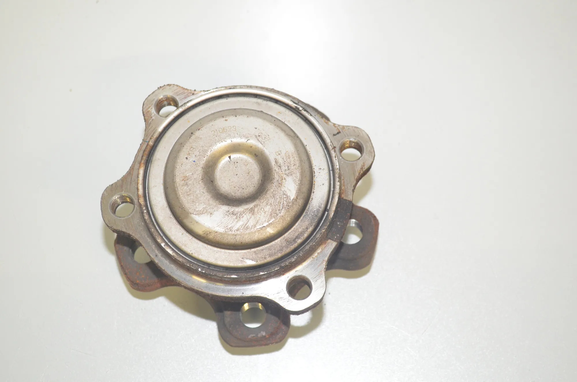 Front Left Wheel Bearing – OEM 6866315 · BMW 3 (G20, G28) (2018 - -) 330 e Plug-in-Hybrid 2021 – 4