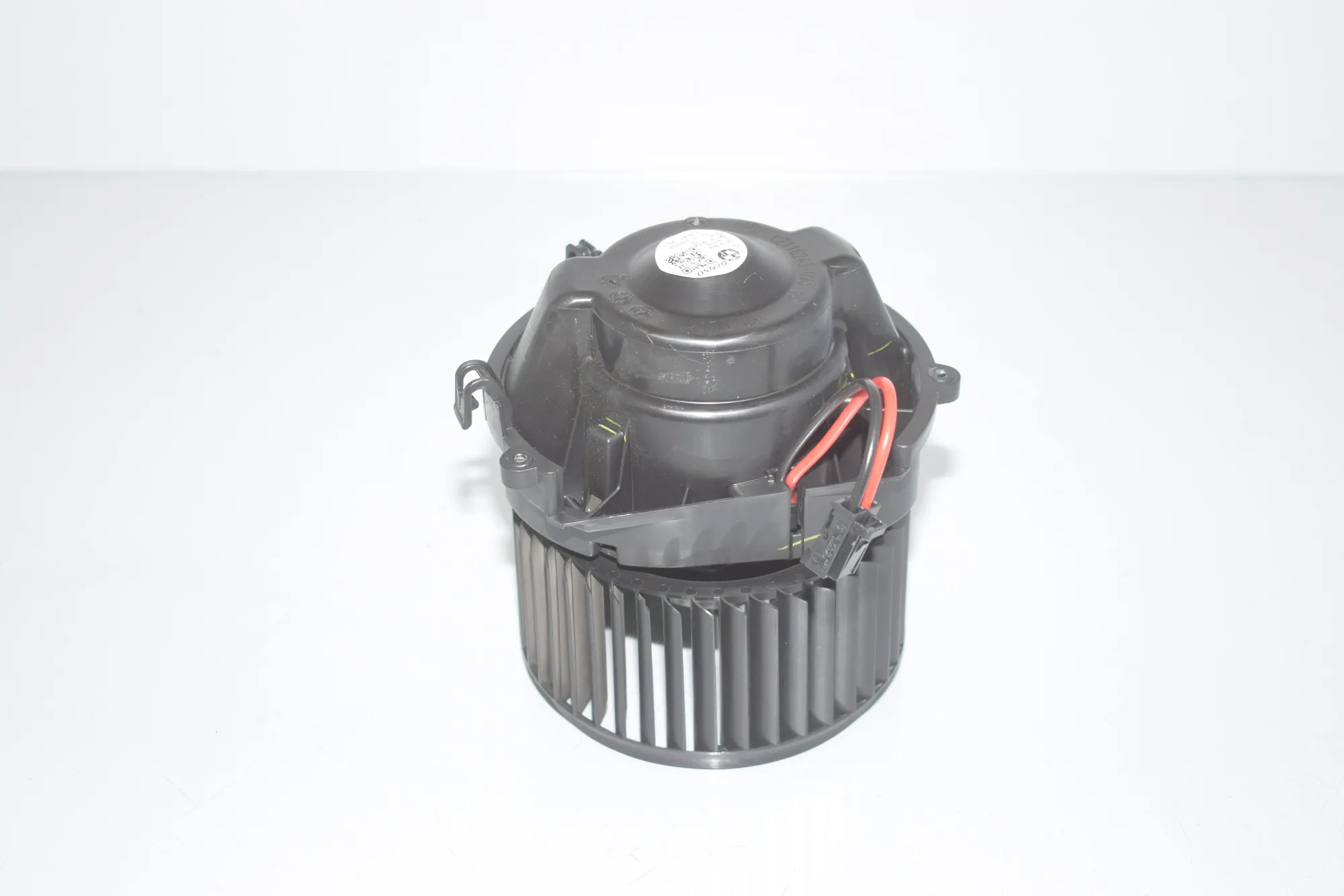 Heater Blower Fan – OEM 9297752 · BMW X1 (F48) xDrive 20 i 2019 – 4