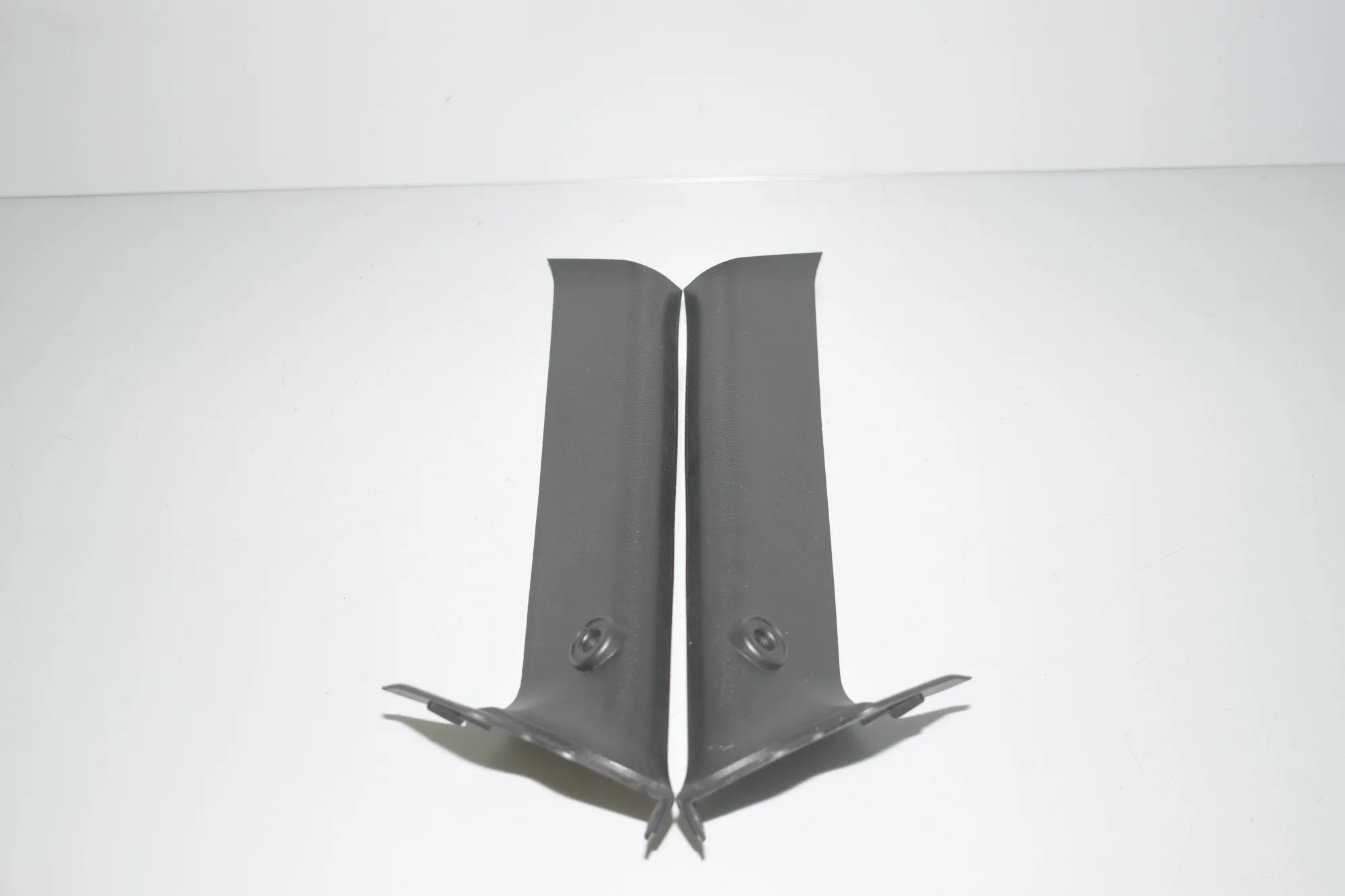 Tailgate Bootlid Trim – OEM 7315766 · BMW i3 (I01) Electric 2019 – 5