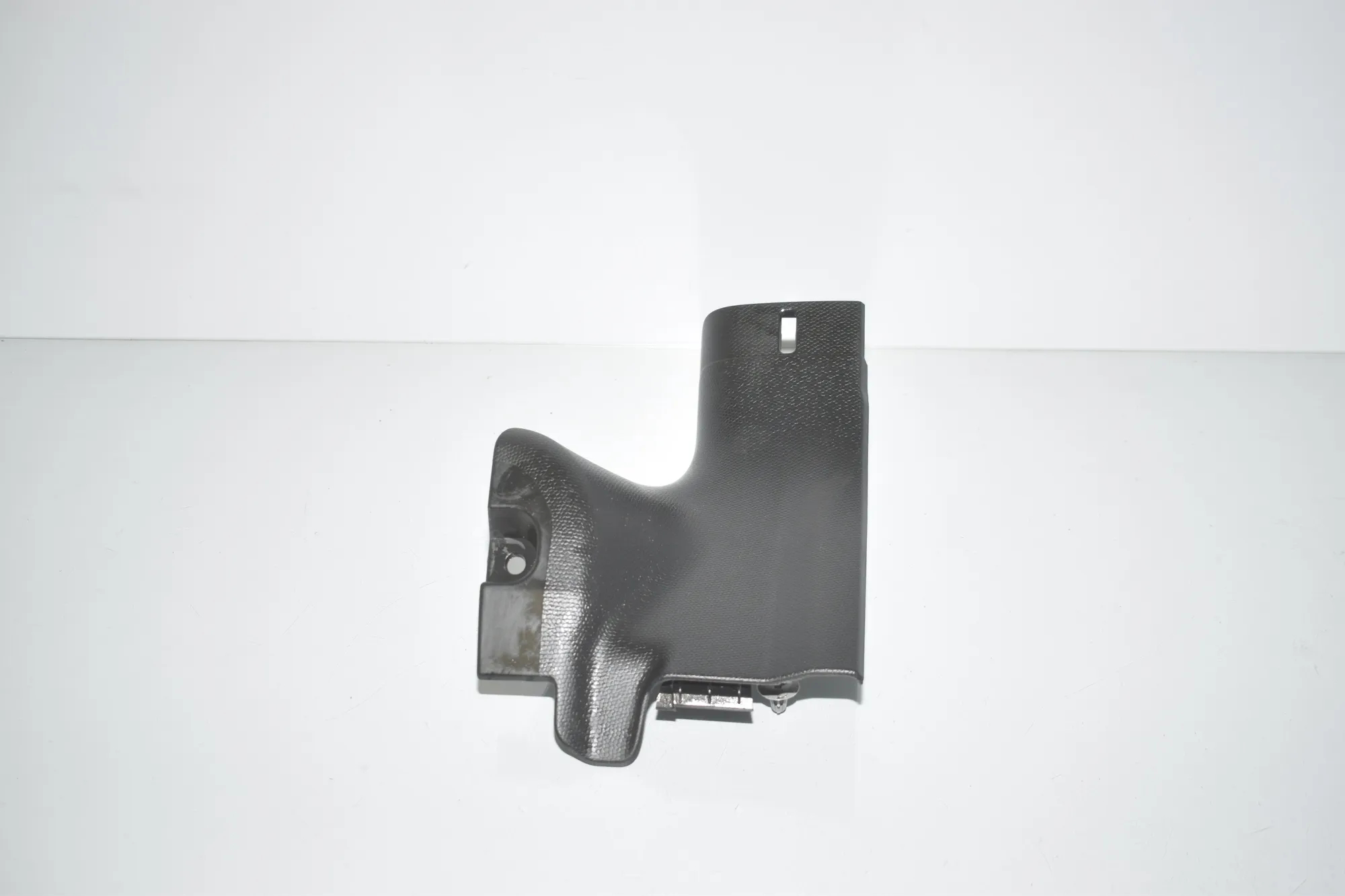 Rear Right Interior Step Trim – OEM 7272382 · BMW i3 (I01) Electric 2019