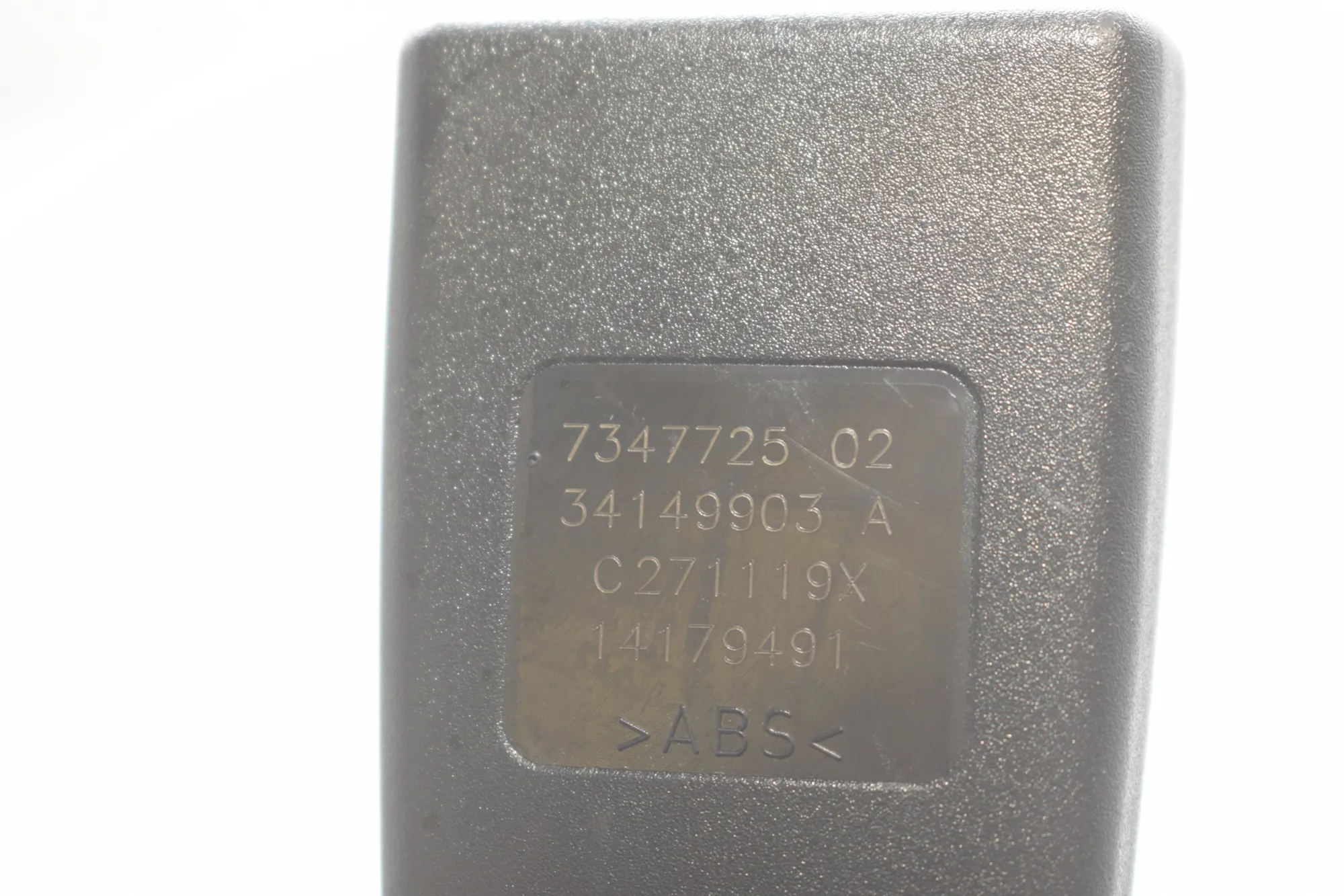 Rear Left Seat Buckle – OEM 7347725 · BMW i3 (I01) Electric 2019 – 6