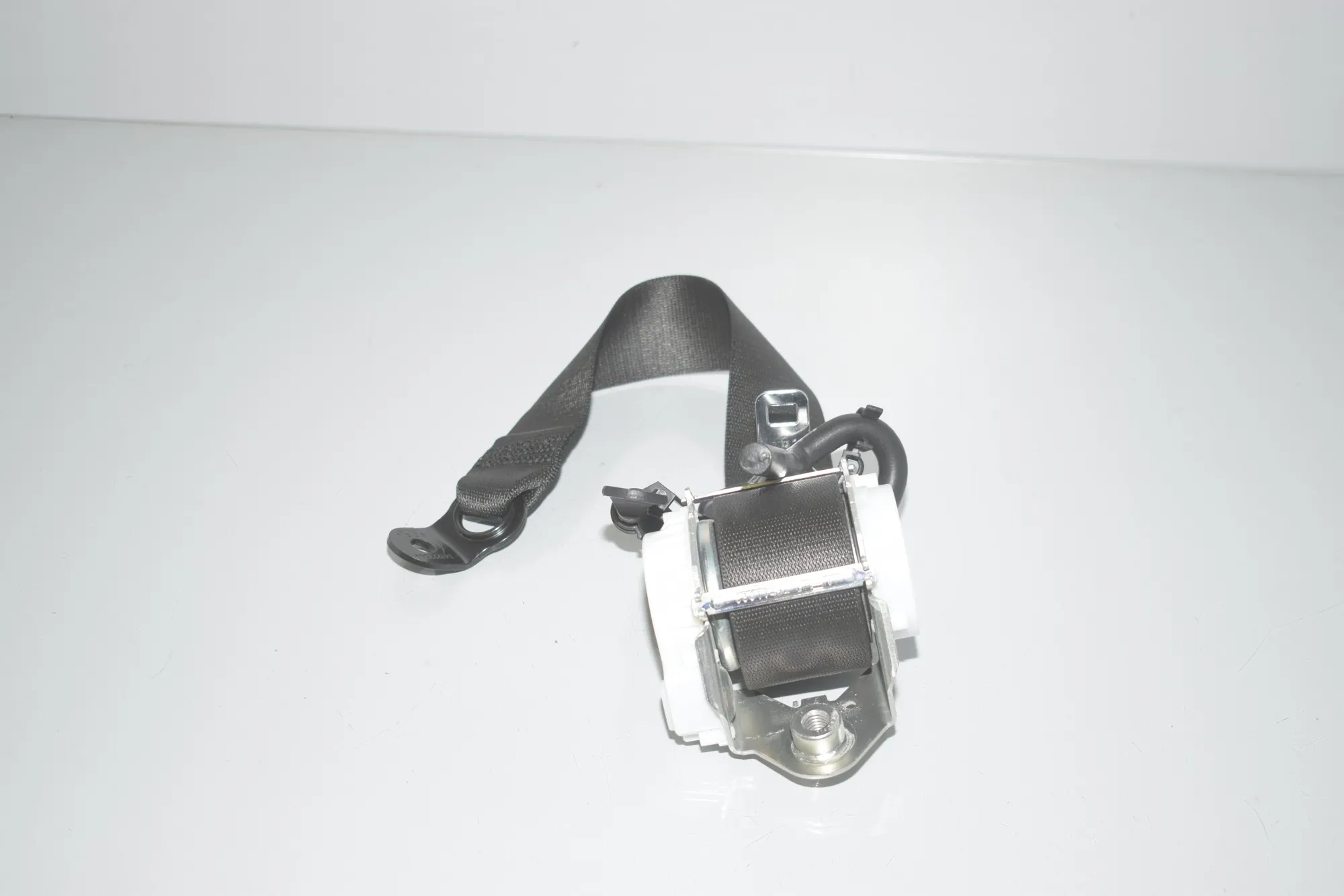 Rear Right Seatbelt – OEM 7305644 · BMW i3 (I01) Electric 2019 – 2