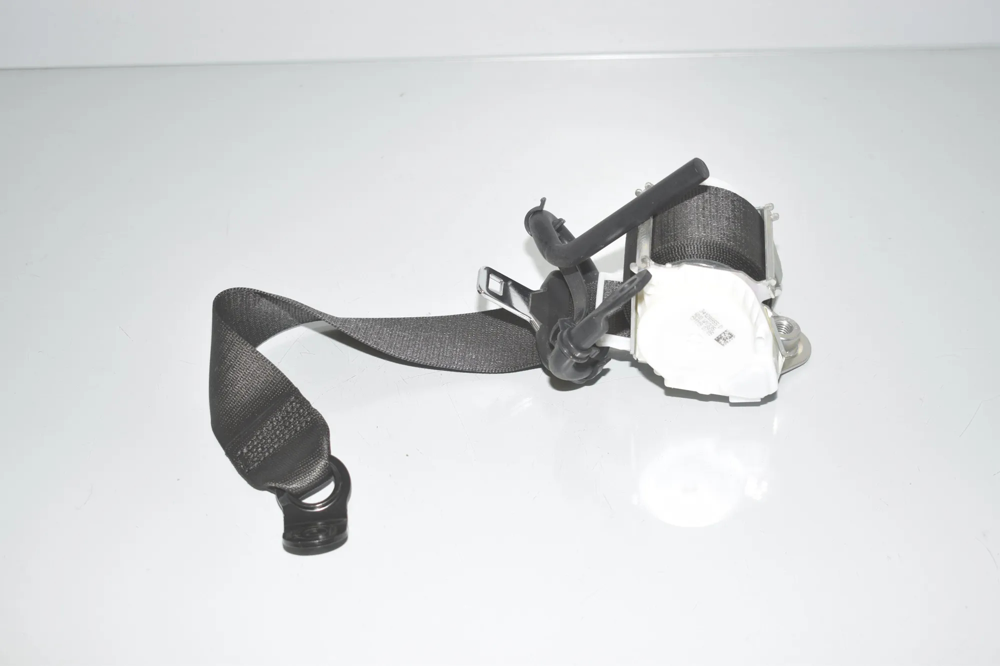 Rear Right Seatbelt – OEM 7305644 · BMW i3 (I01) Electric 2019