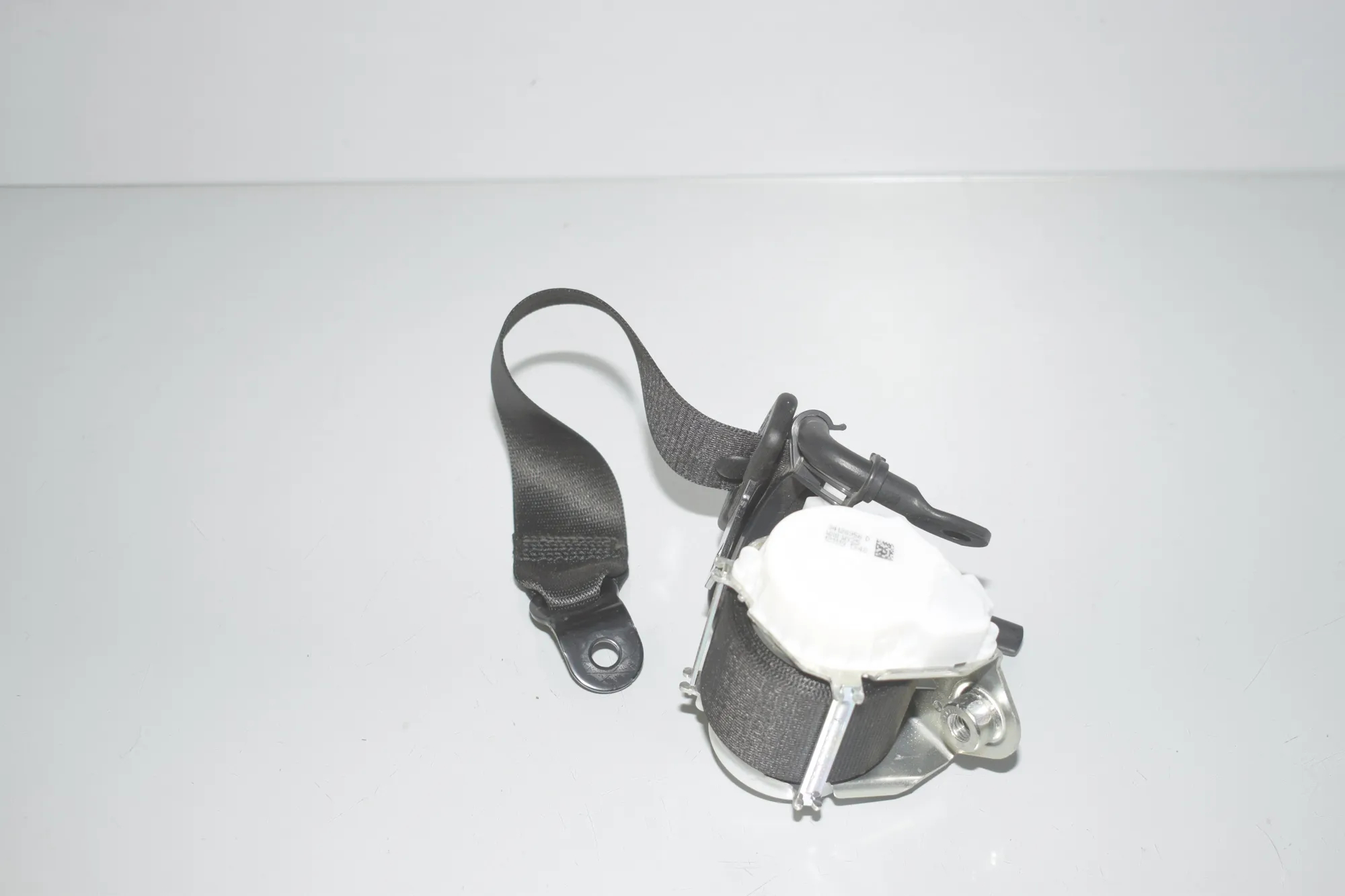 Rear Left Seatbelt – OEM 7305643 · BMW i3 (I01) Electric 2019 – 3