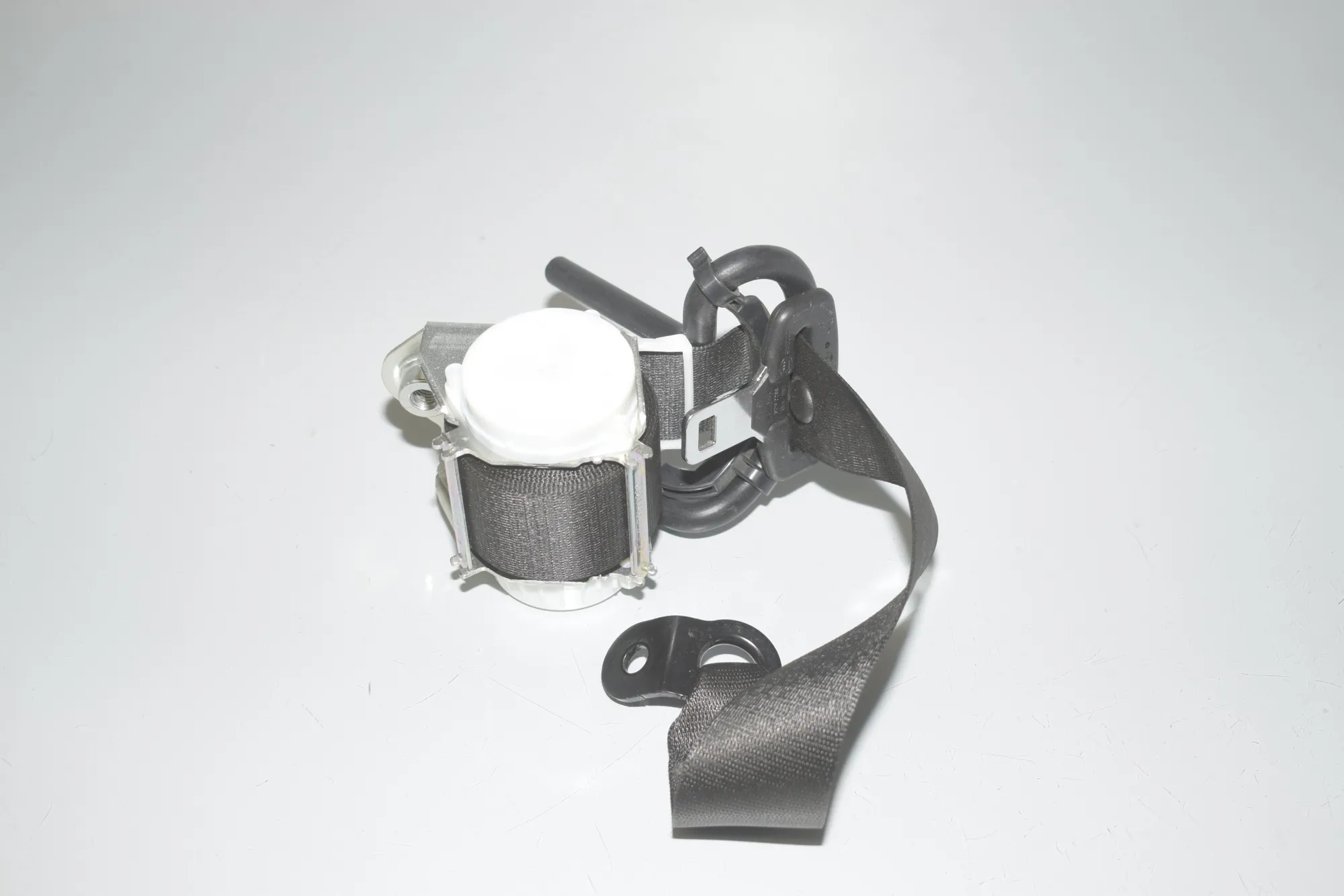 Rear Left Seatbelt – OEM 7305643 · BMW i3 (I01) Electric 2019 – 5