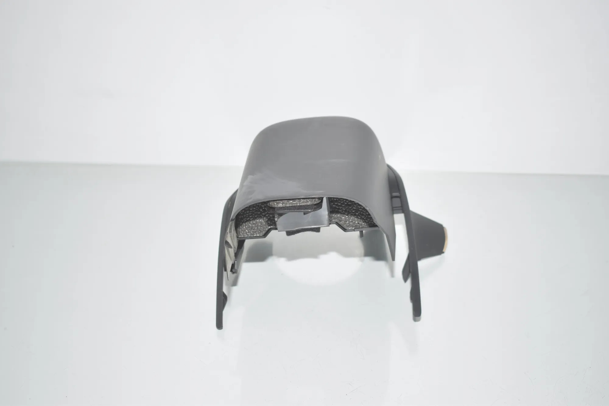 Steering Mechanism Trim – OEM 9285065 · BMW i3 (I01) Electric 2019 – 4