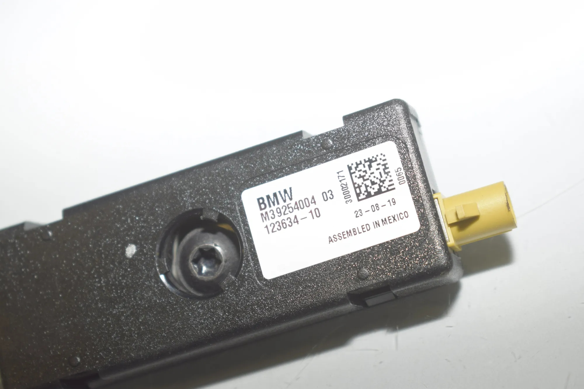 Antenna – OEM 9254004 · BMW i3 (I01) Electric 2019 – 5
