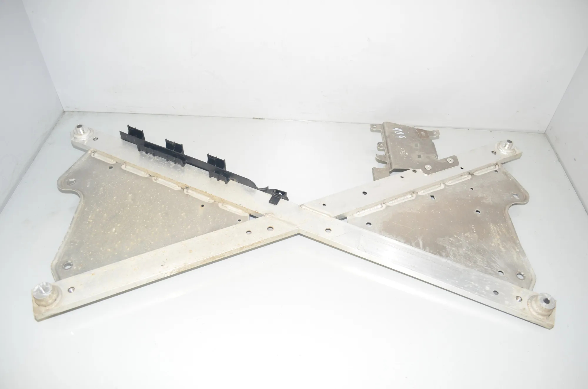 Other Underbody Cover – OEM 6879520 · BMW i3 (I01) Electric 2019 – 3