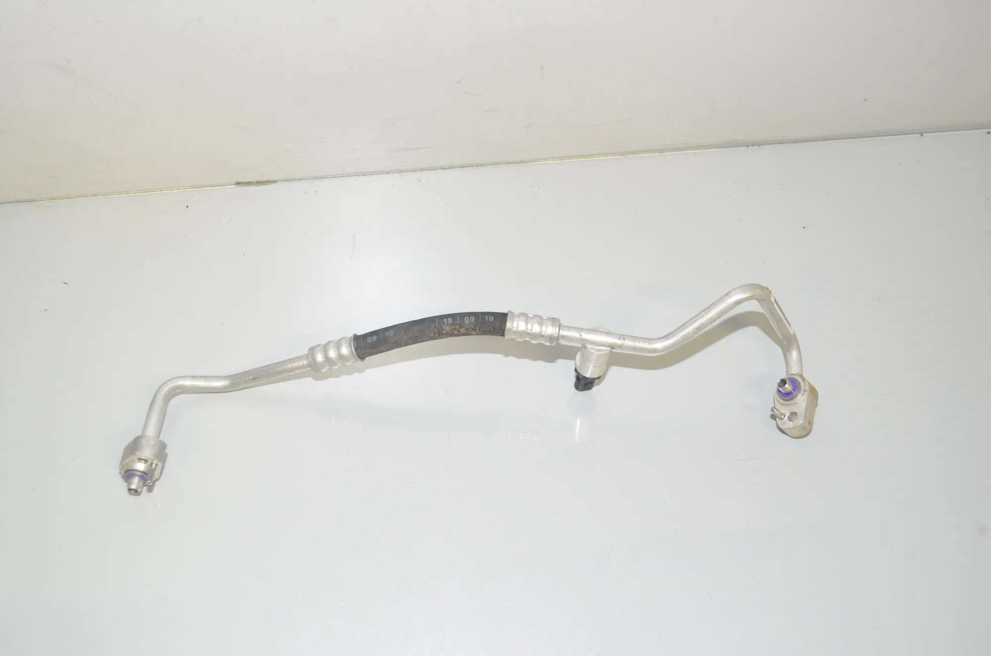 A/C Air Con Hose Pipe – OEM 9291157 · BMW i3 (I01) Electric 2019 – 2