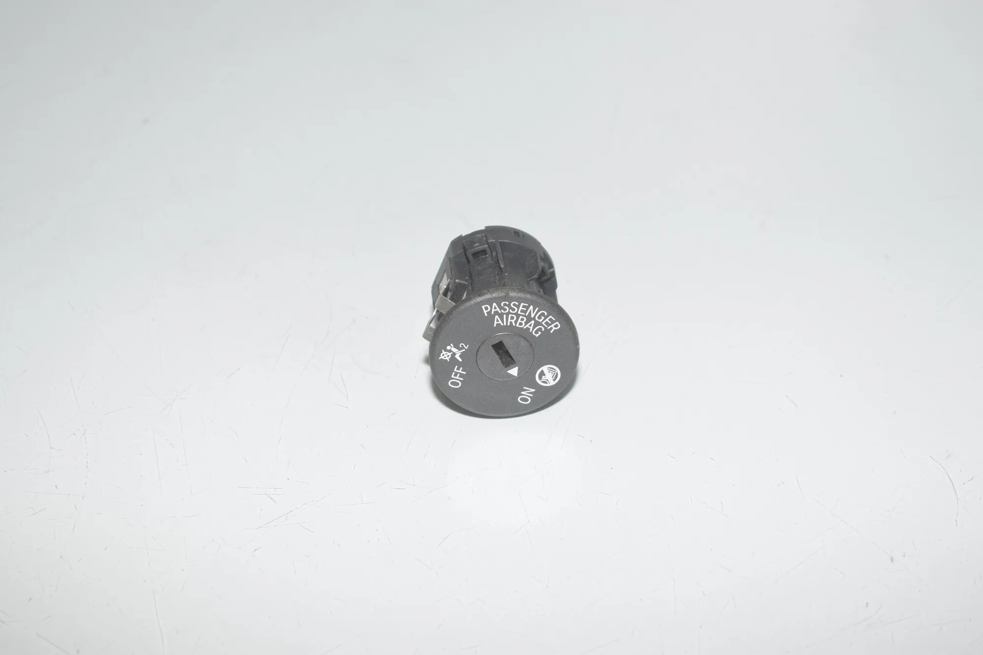 SRS Switch – OEM 9483731 · BMW i3 (I01) Electric 2019