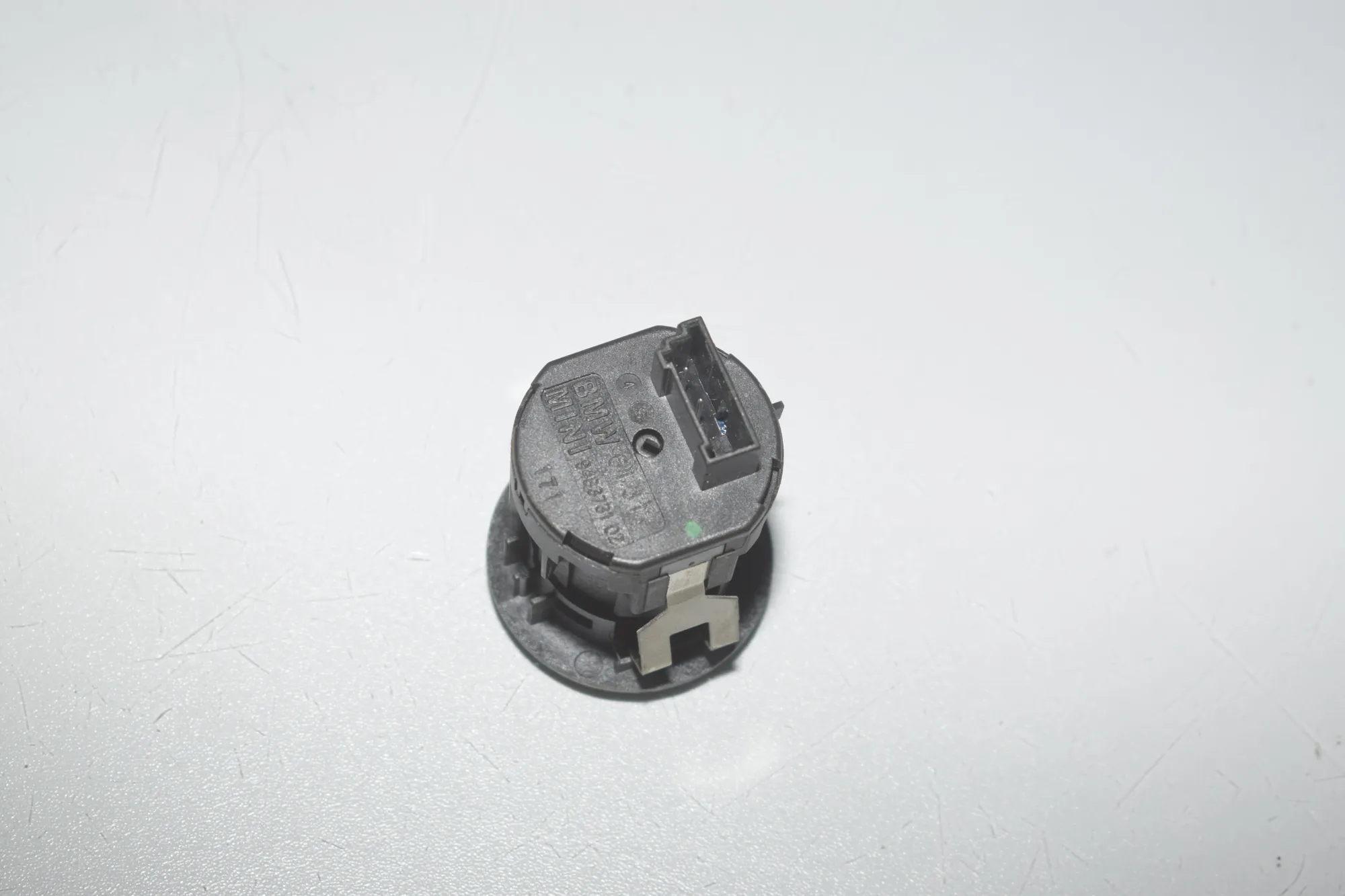 SRS Switch – OEM 9483731 · BMW i3 (I01) Electric 2019 – 3