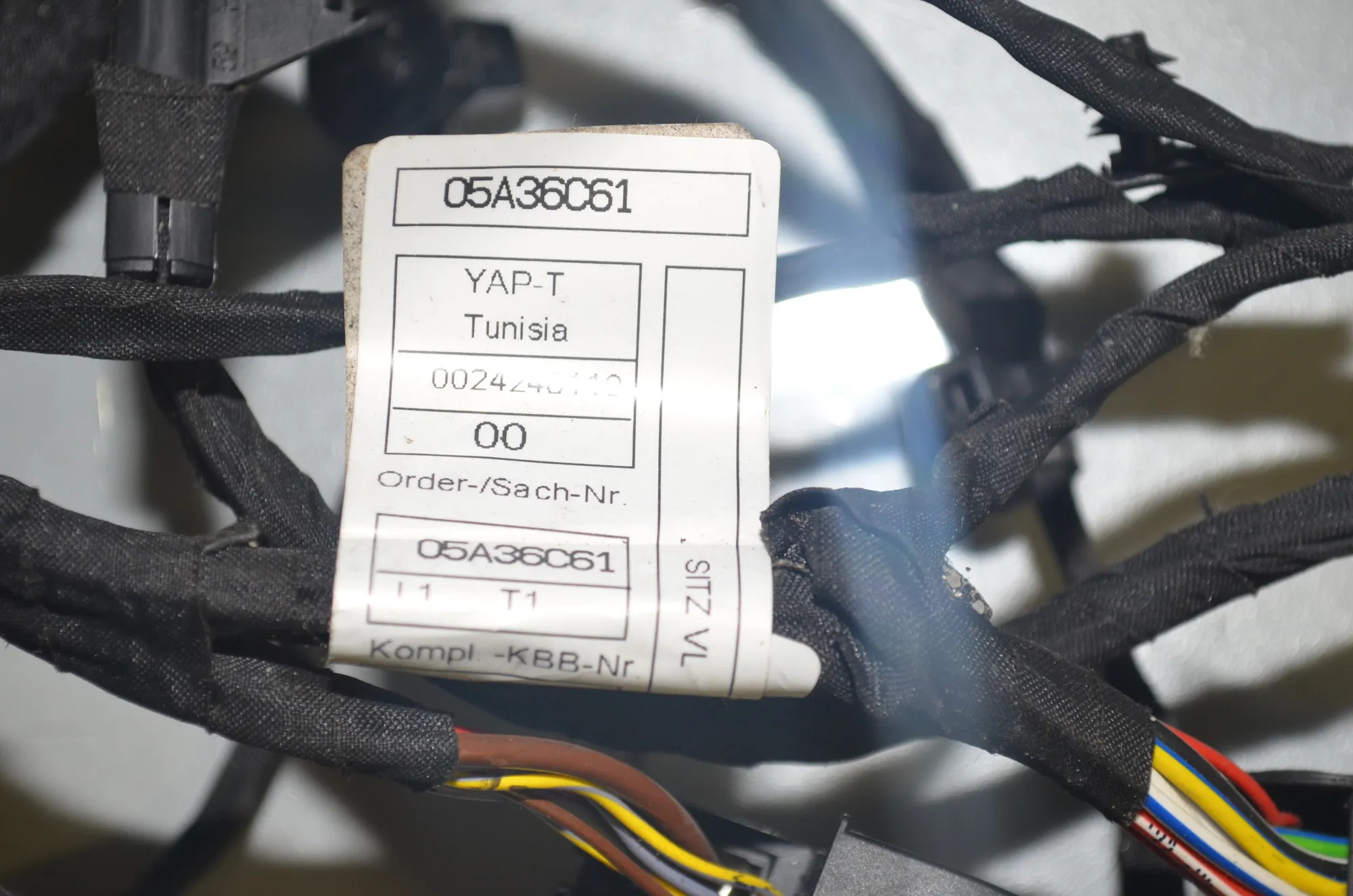 Seat Wiring Loom – OEM 05A36C61 · BMW iX (I20) BMW iX (I20) M60 2023 – 4