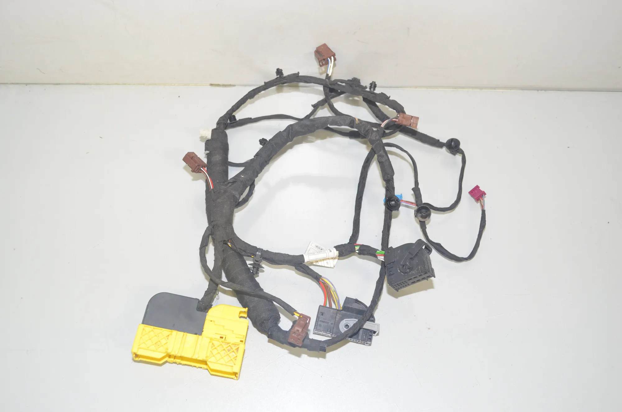 Seat Wiring Loom – OEM 05A36C40 · BMW iX (I20) BMW iX (I20) M60 2023 – 3