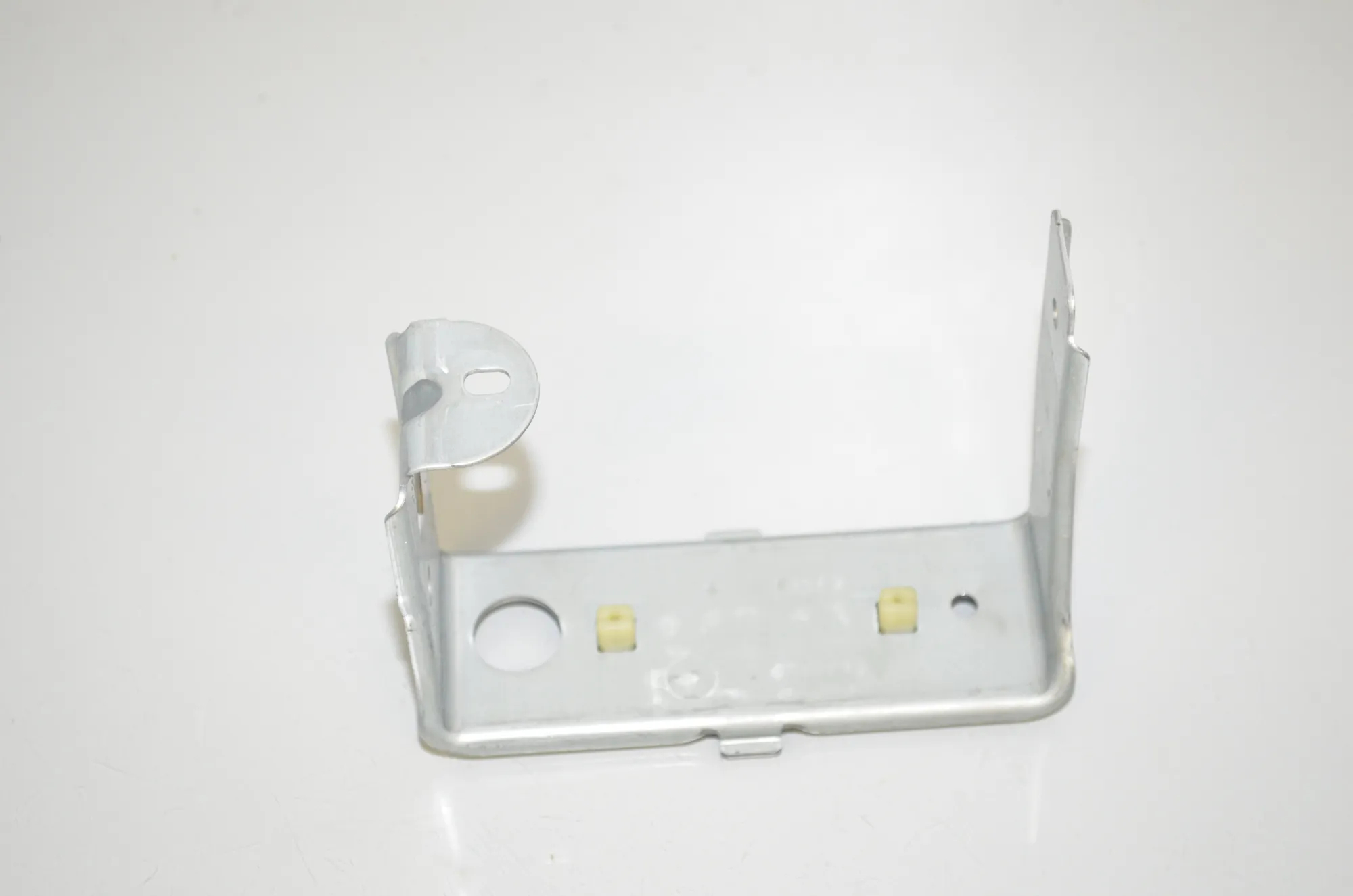 Bracket – OEM 9292533 · BMW X1 (F48) xDrive 20 i 2019 – 2