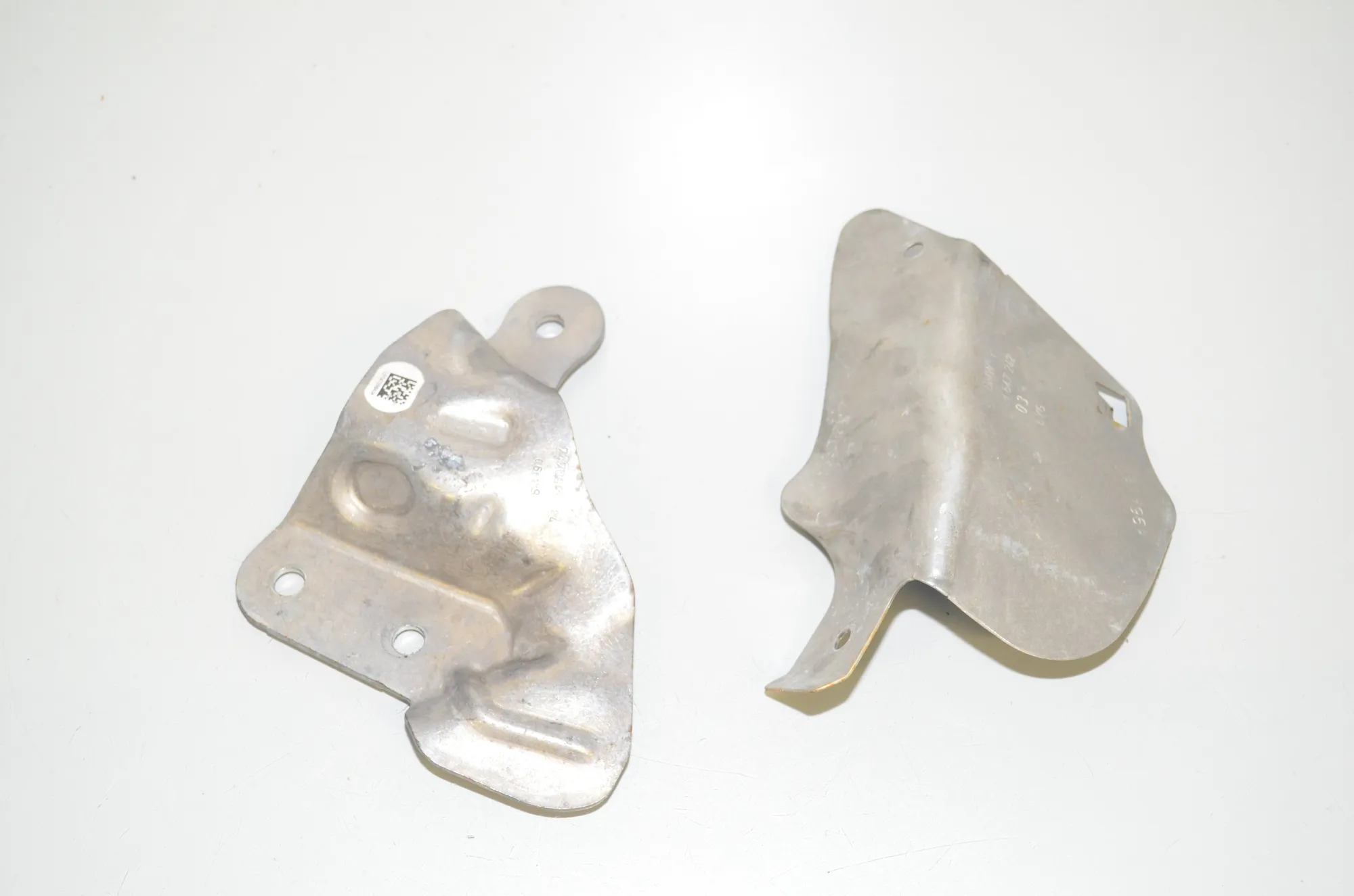 Bracket – OEM 7470984 · BMW X1 (F48) xDrive 20 i 2019 – 3