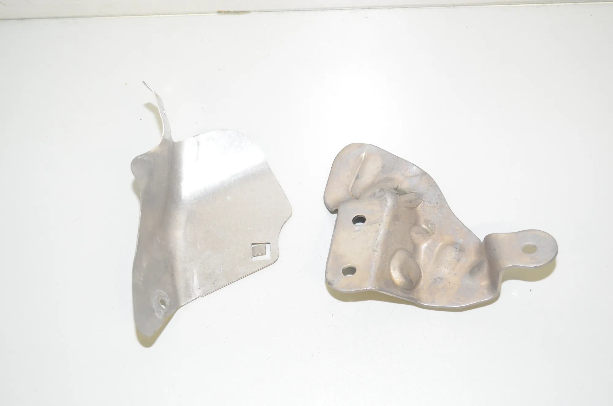 Bracket – OEM 7470984 · BMW X1 (F48) xDrive 20 i 2019