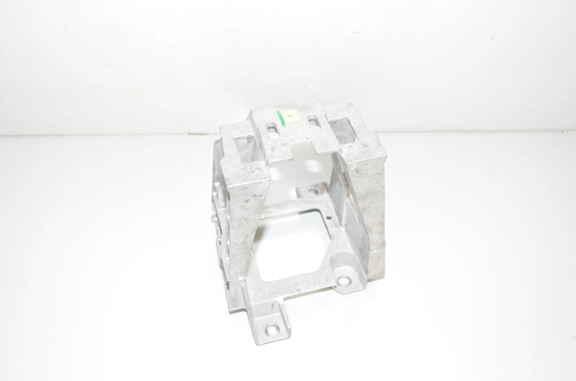 Other Body Parts – OEM 51169274404 · BMW X1 (F48) xDrive 20 i 2019 – 2