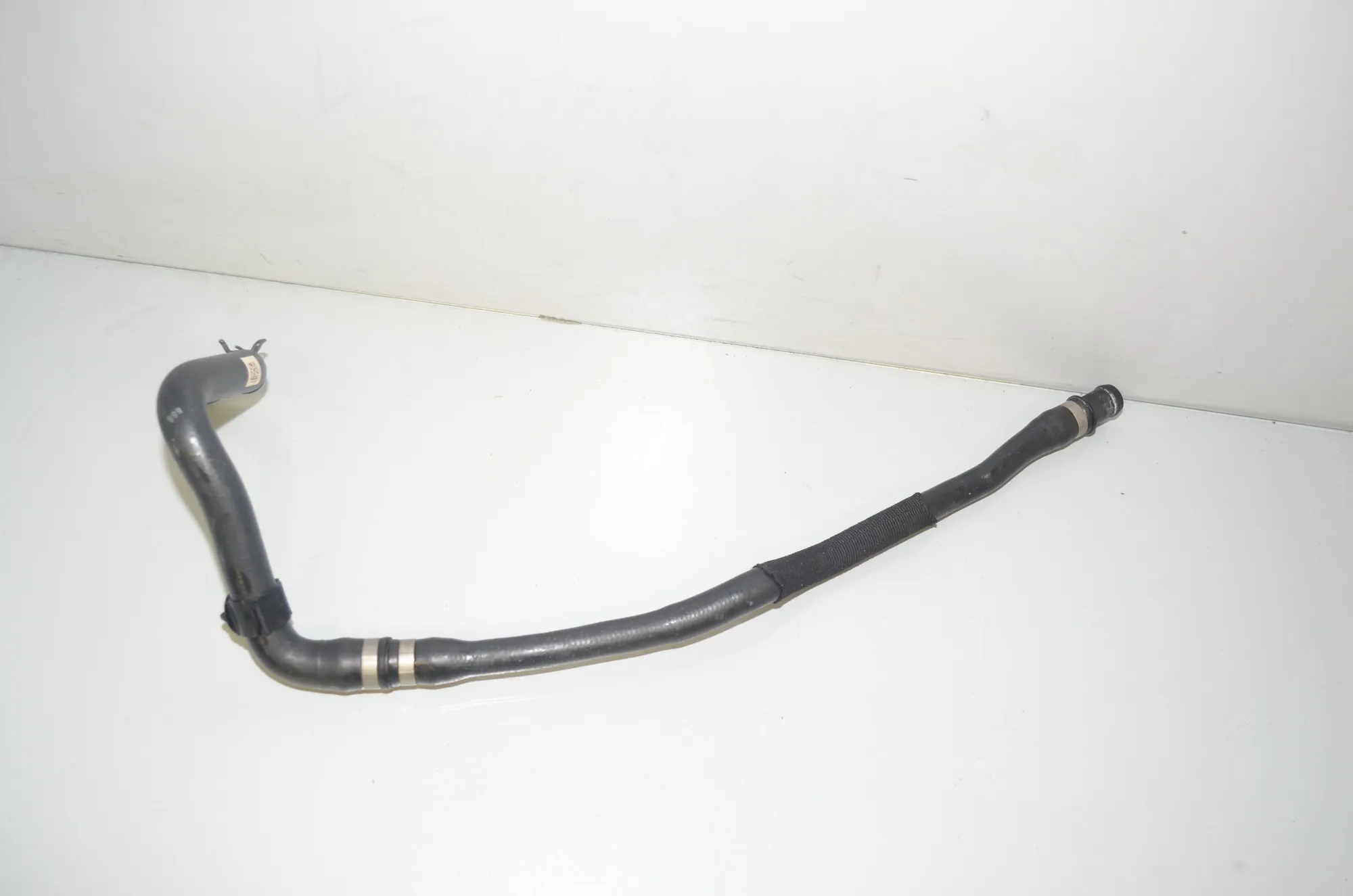 Coolant Hose Pipe – OEM 6832803 · BMW X1 (F48) xDrive 20 i 2019 – 2