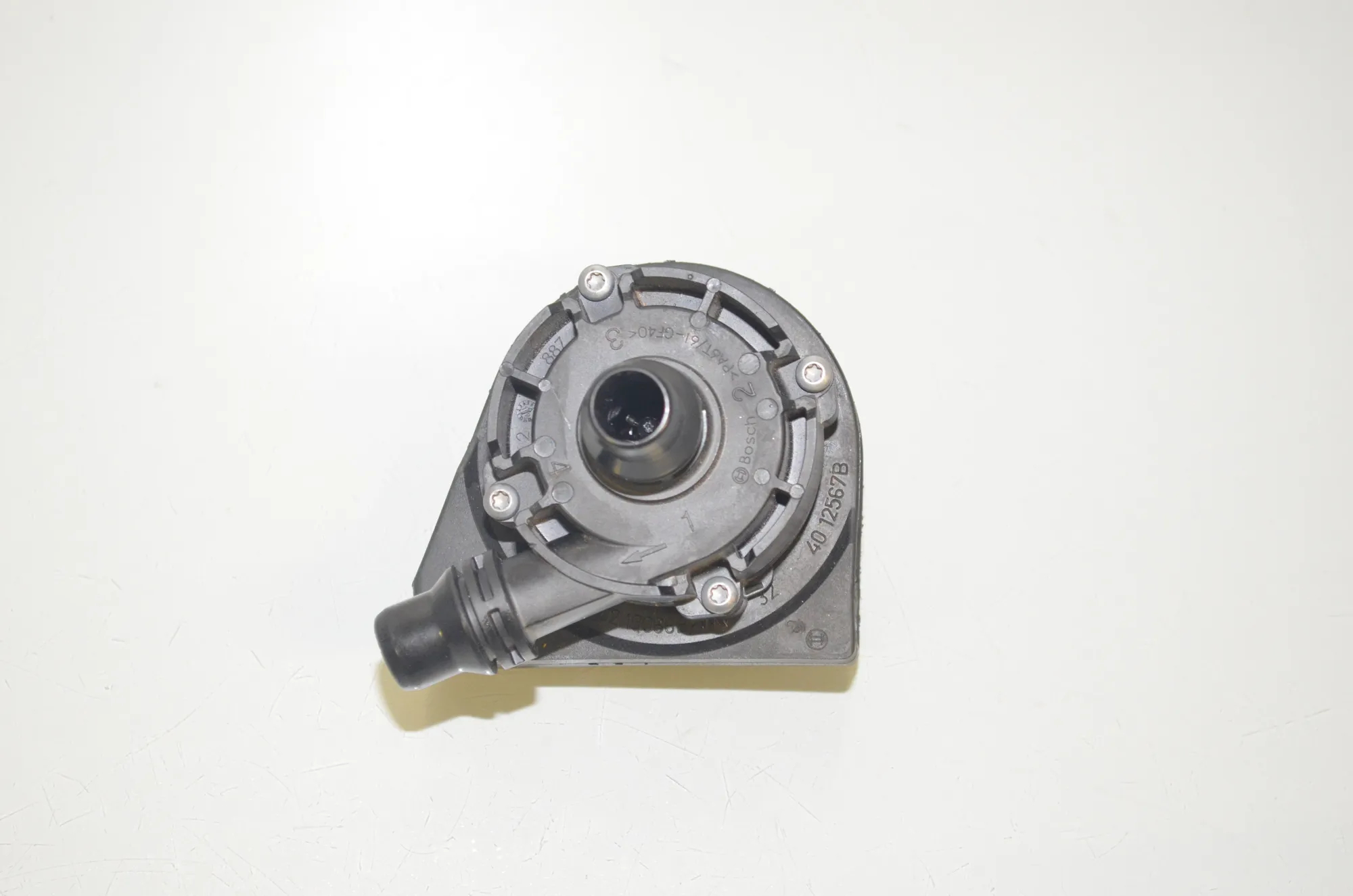 Auxiliary Water Pump – OEM 8486848 · BMW X1 (F48) xDrive 20 i 2019 – 3