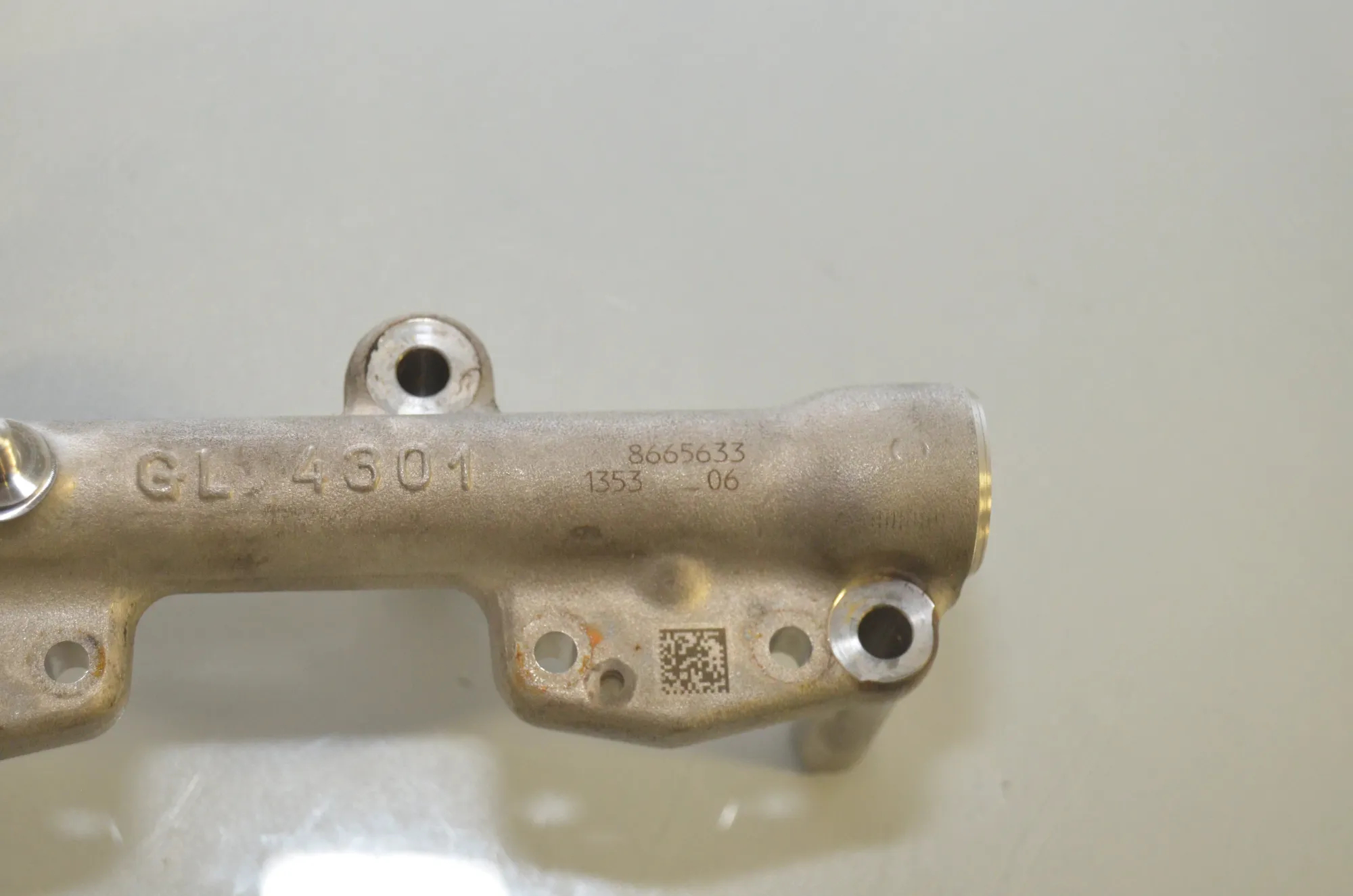 Fuel Rail – OEM 8665633 · BMW 3 (G20, G28) (2018 - -) 330 e Plug-in-Hybrid 2021 – 4