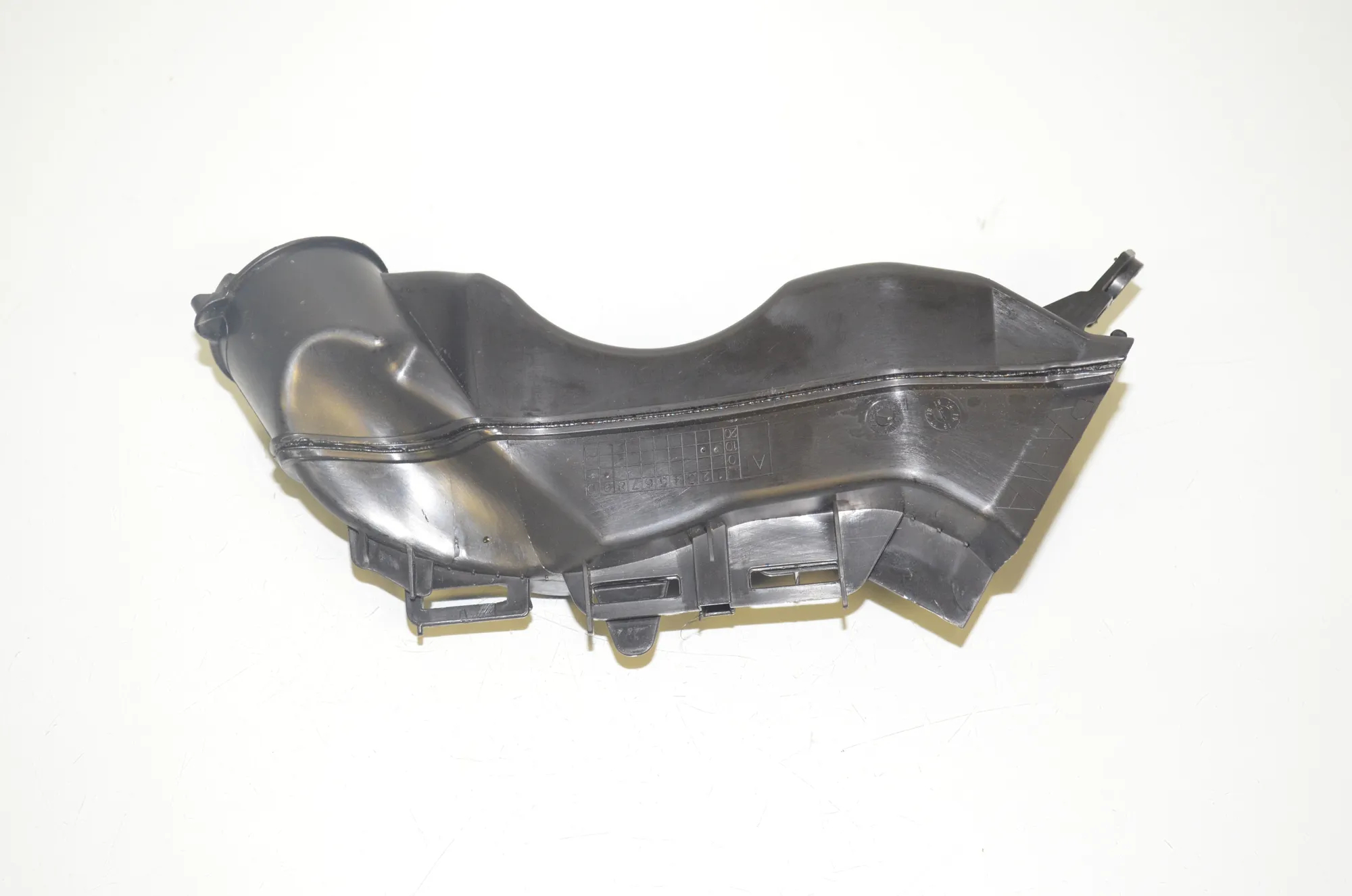 Interior Air Duct Channel – OEM 7355438 · BMW X1 (F48) xDrive 20 i 2019