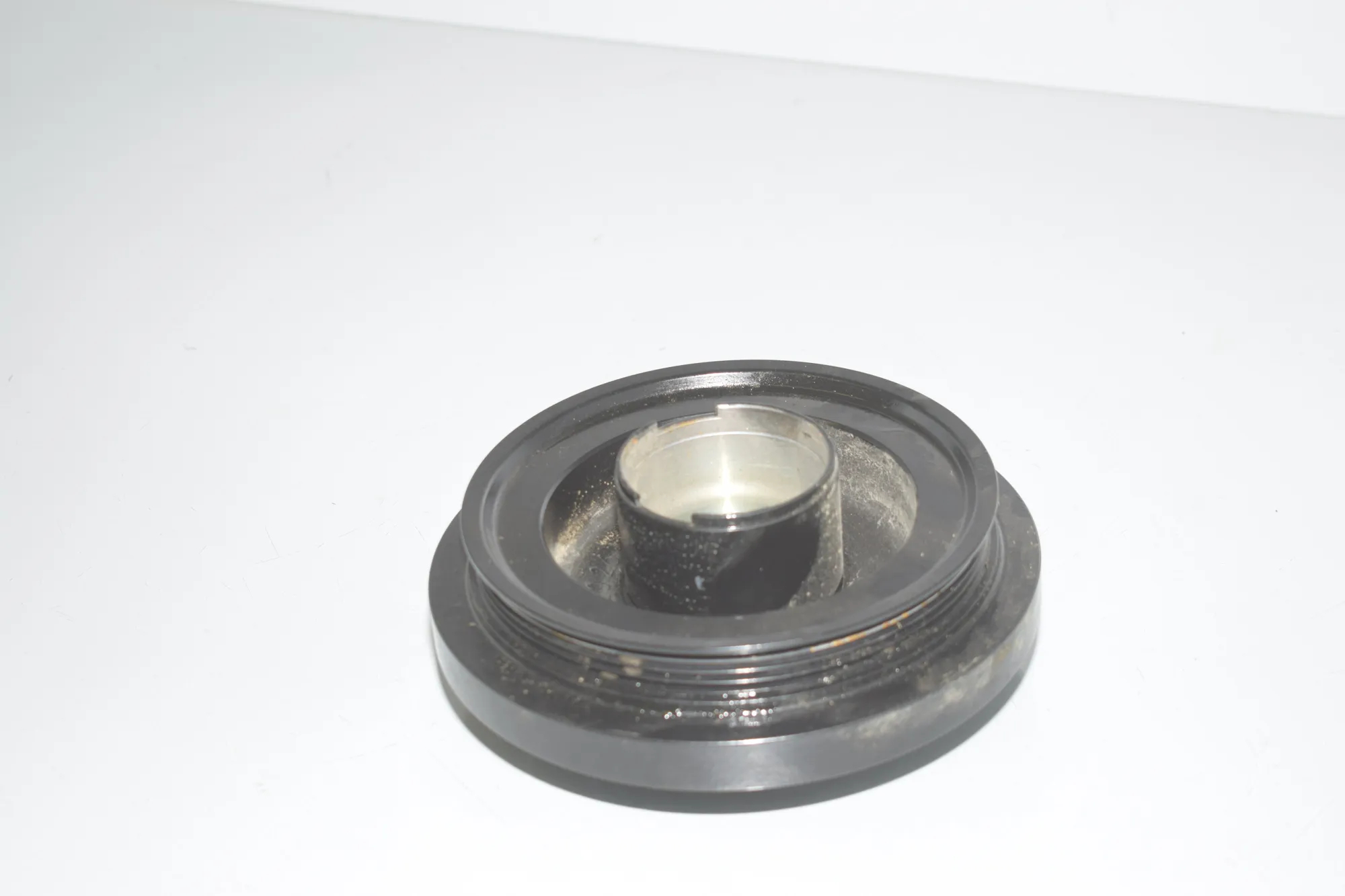 Crankshaft Pulley – OEM 11239845829 · BMW 3 (G20, G28) (2018 - -) 330 e Plug-in-Hybrid 2021 – 5