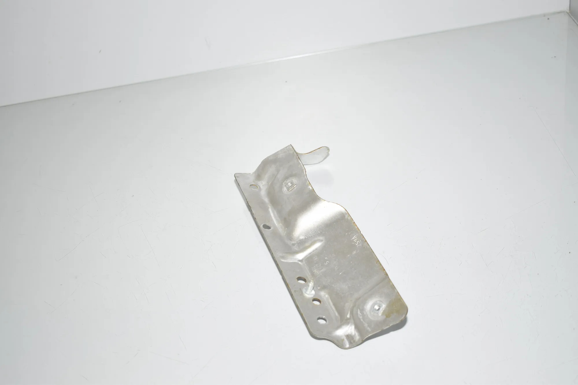 Heat Protection – OEM 8647243 · BMW 3 (G20, G28) (2018 - -) 330 e Plug-in-Hybrid 2021 – 4